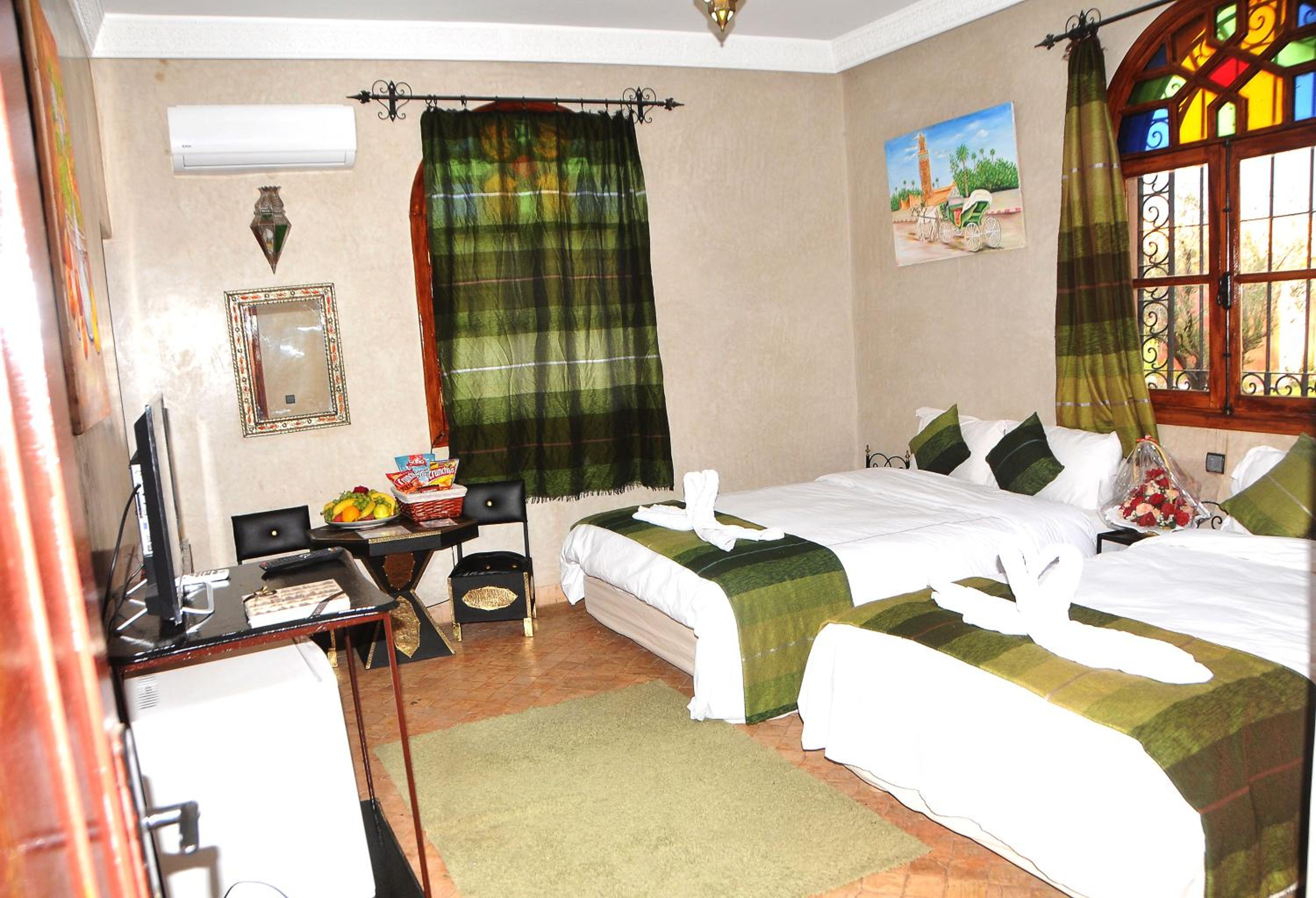 Triple Room with Private Bathroom - Photo 1