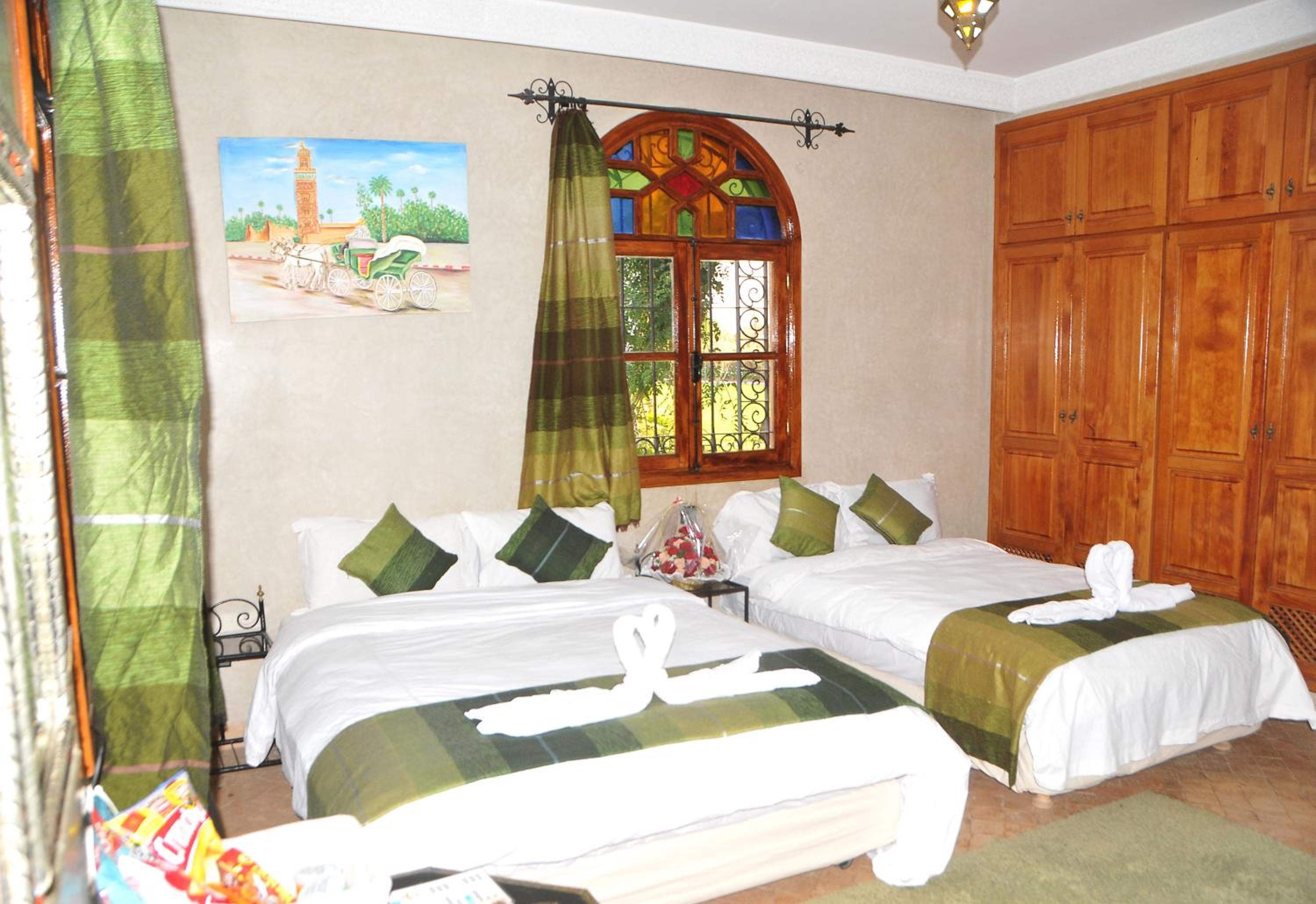 Triple Room with Private Bathroom - Photo 4