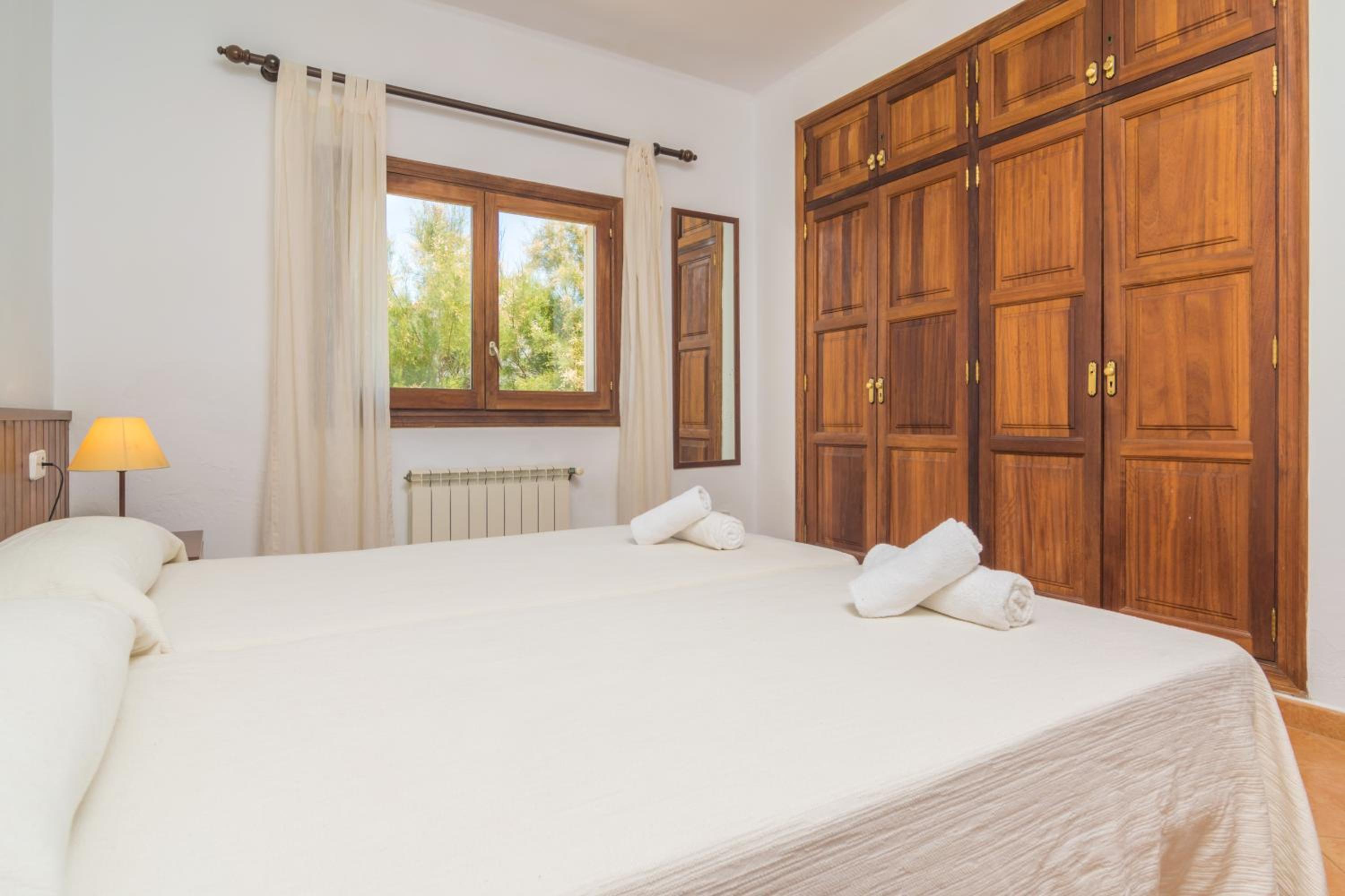 Three-Bedroom Villa thumbnail 5