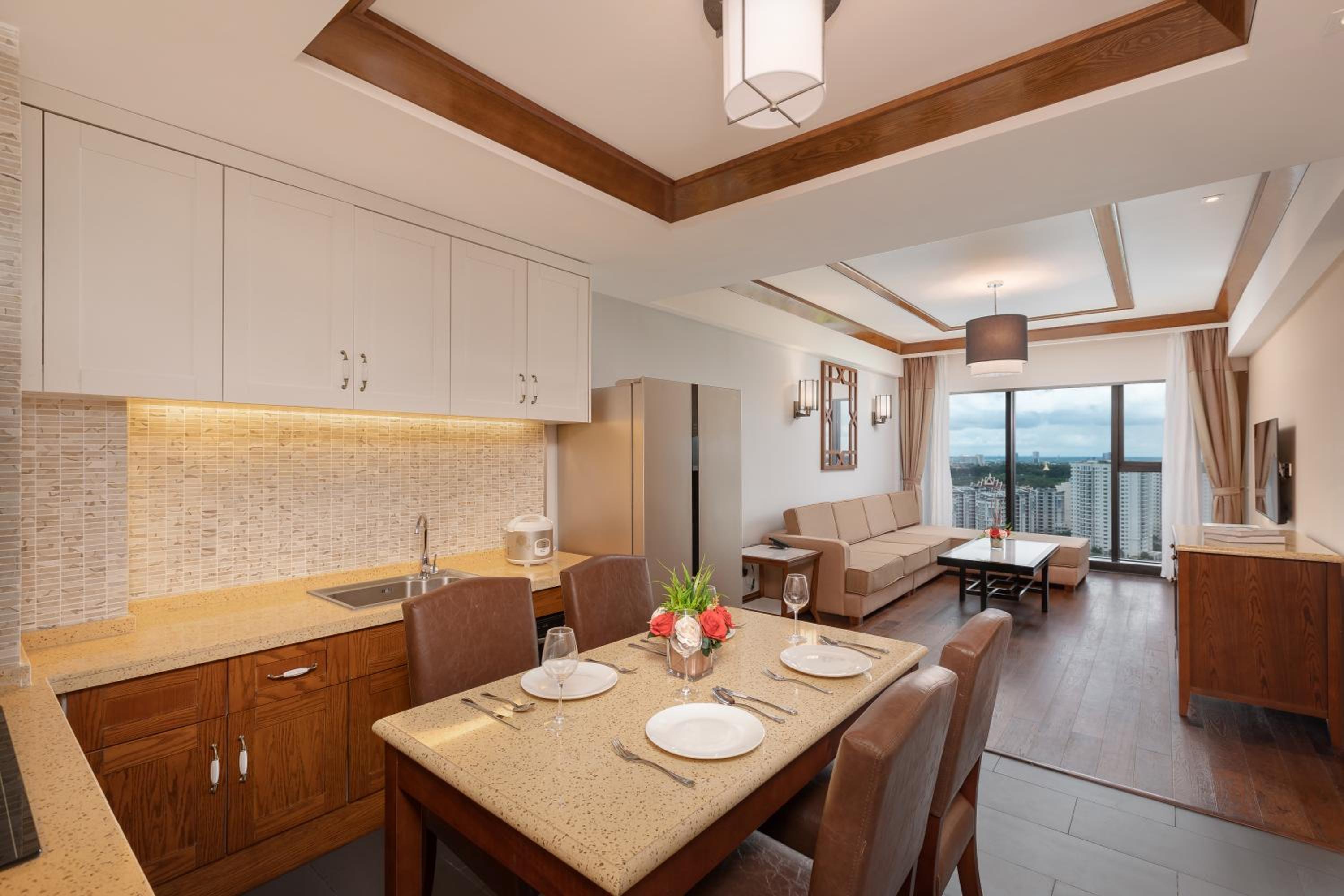 Two Bedroom with Pool View - Photo 10