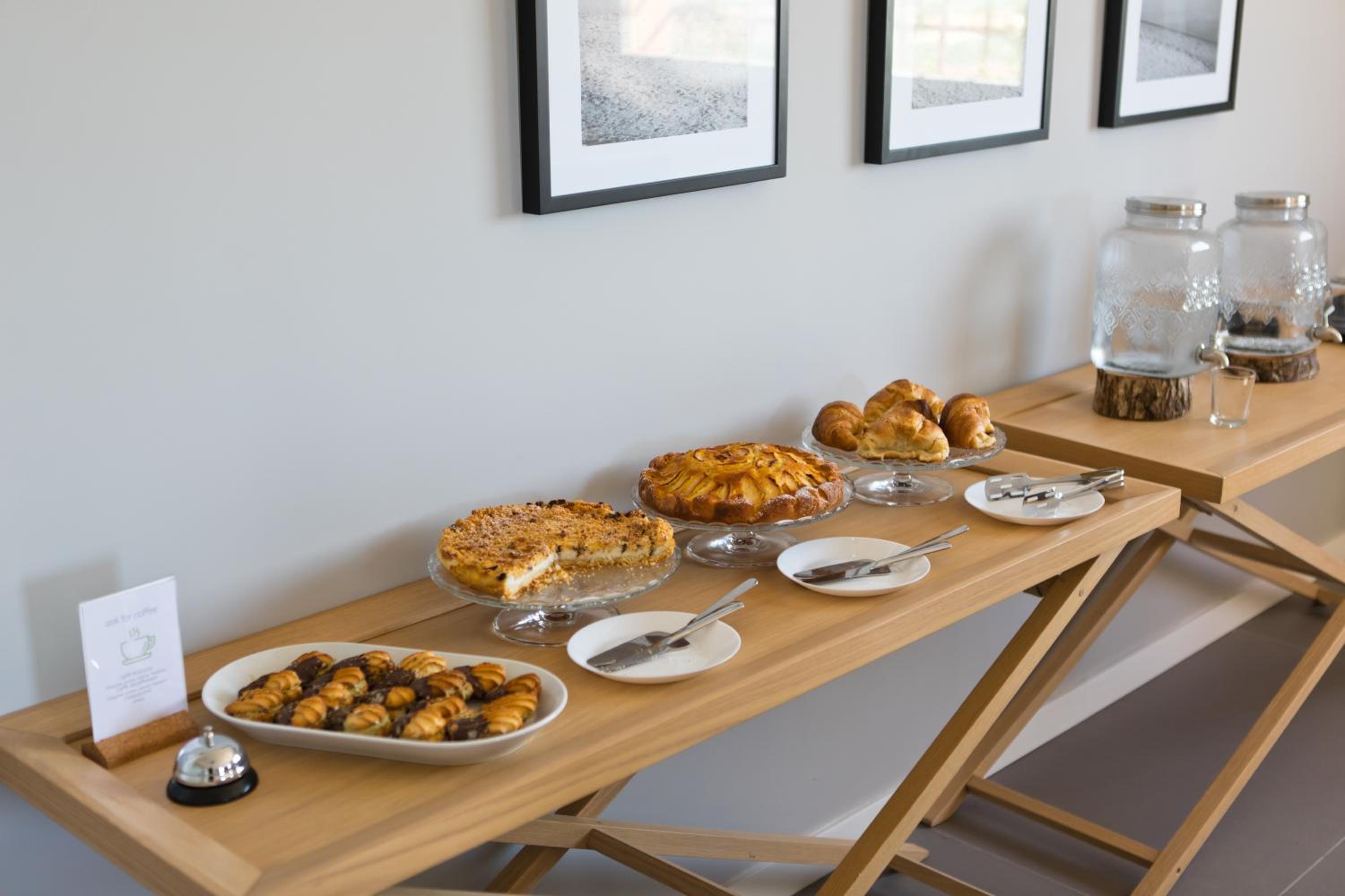 Suite - Photo 17