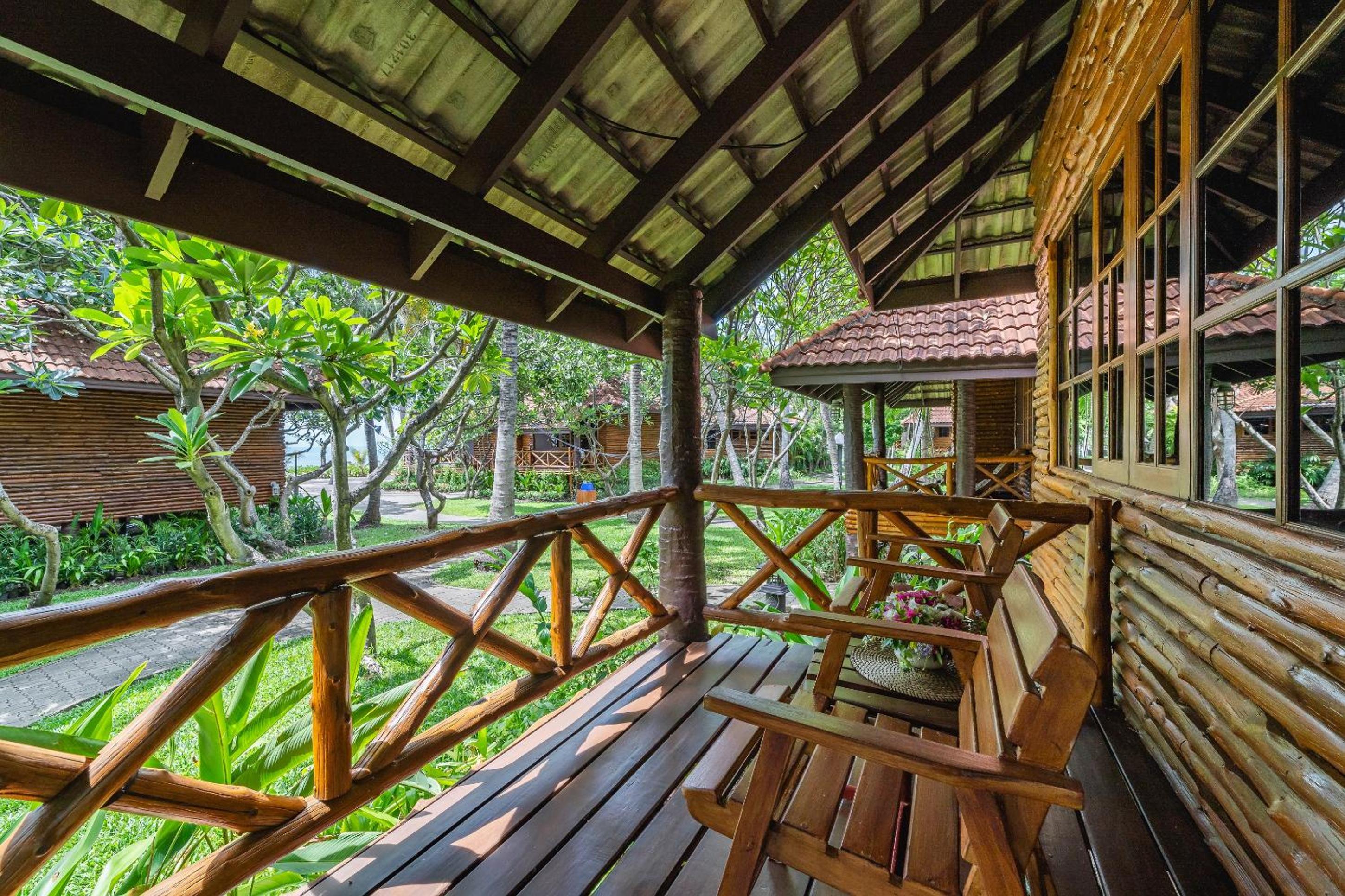 Chalet executive photo 2