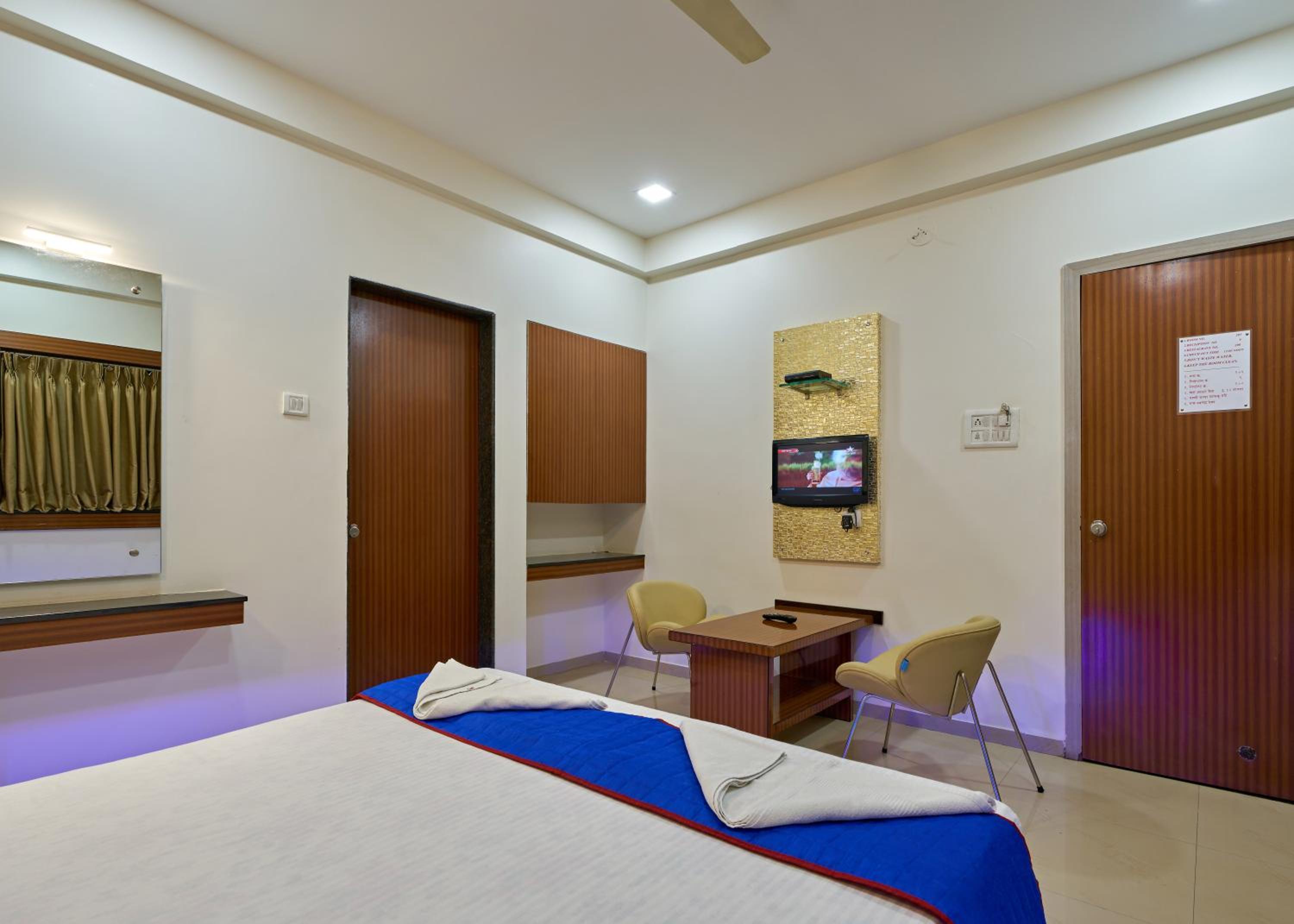 Superior Room AC - Photo 14