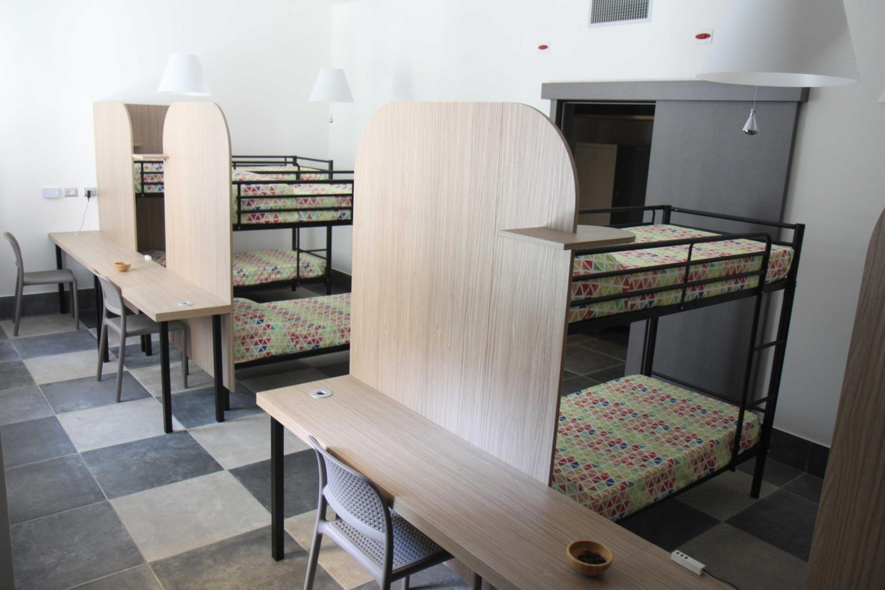 Bed in 8-Bed Mixed Dormitory Room photo 2