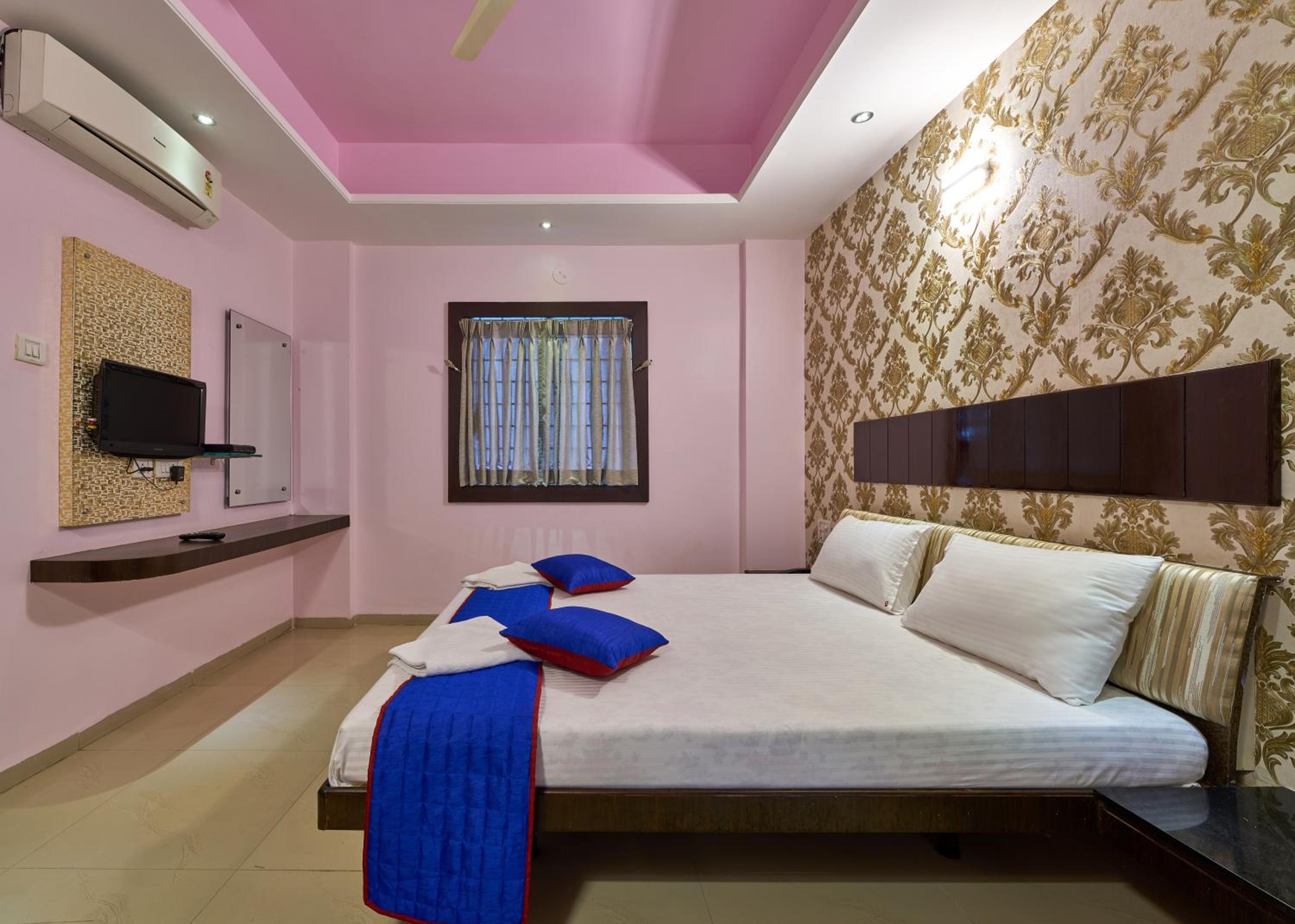 Superior Room AC - Photo 6