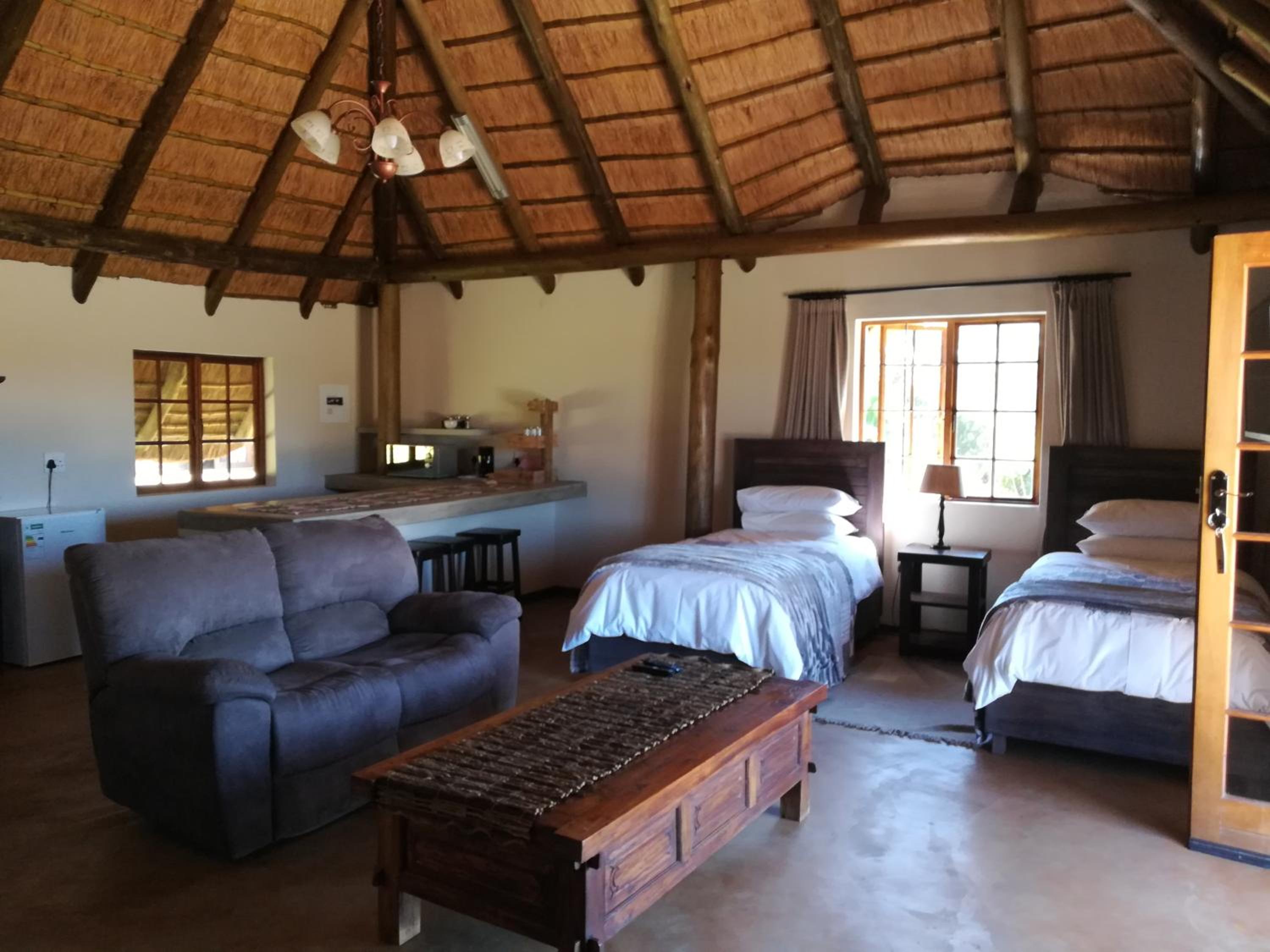  Double Room - Photo 1