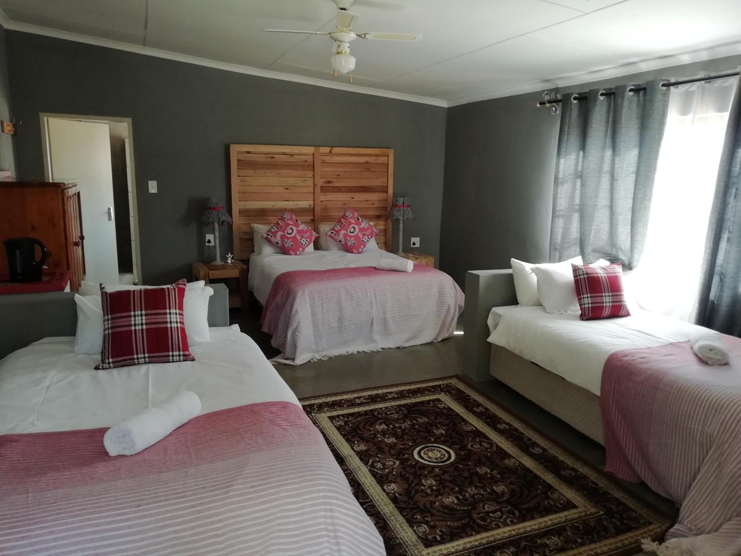 Classic Quadruple Room photo 1