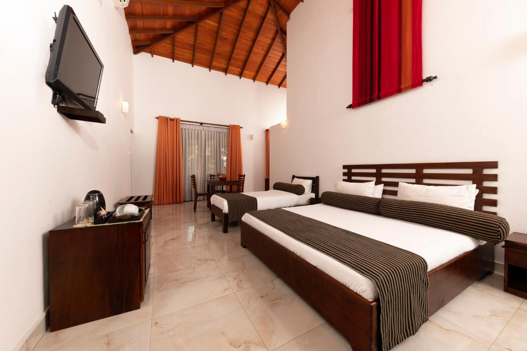 Deluxe Double or Twin Room with Mountain View photo 2
