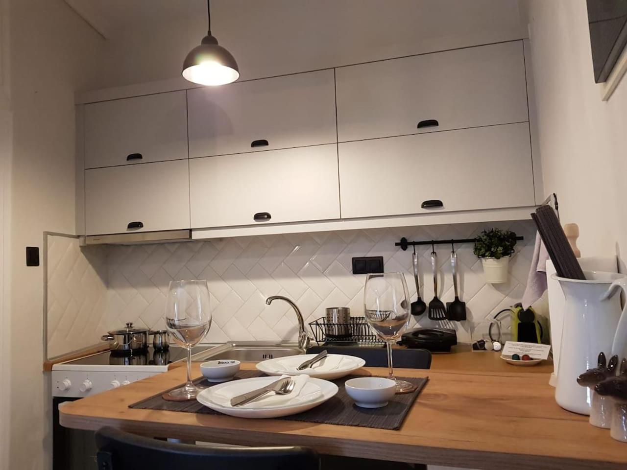 One-Bedroom Apartment - Photo 24
