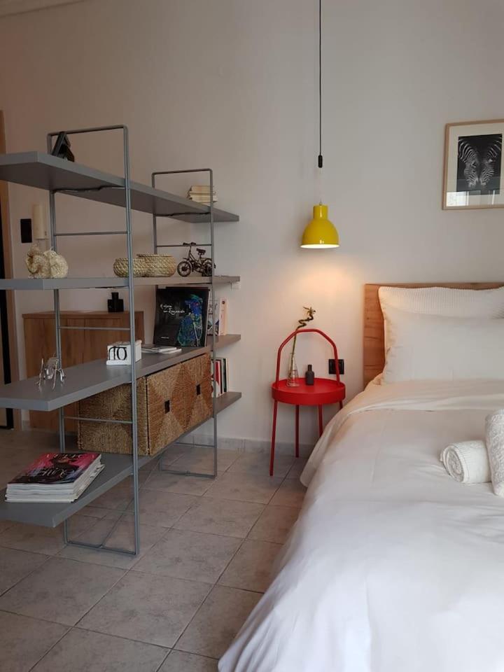 One-Bedroom Apartment - Photo 13