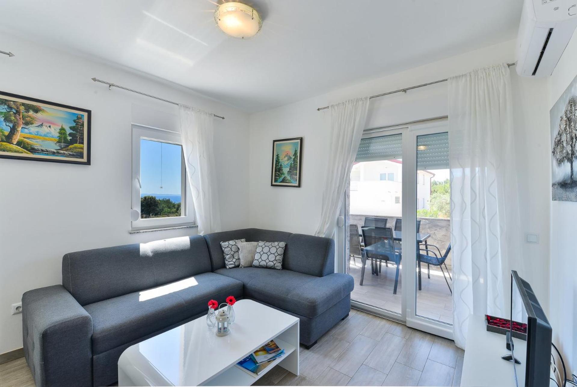 Apartment with Sea View