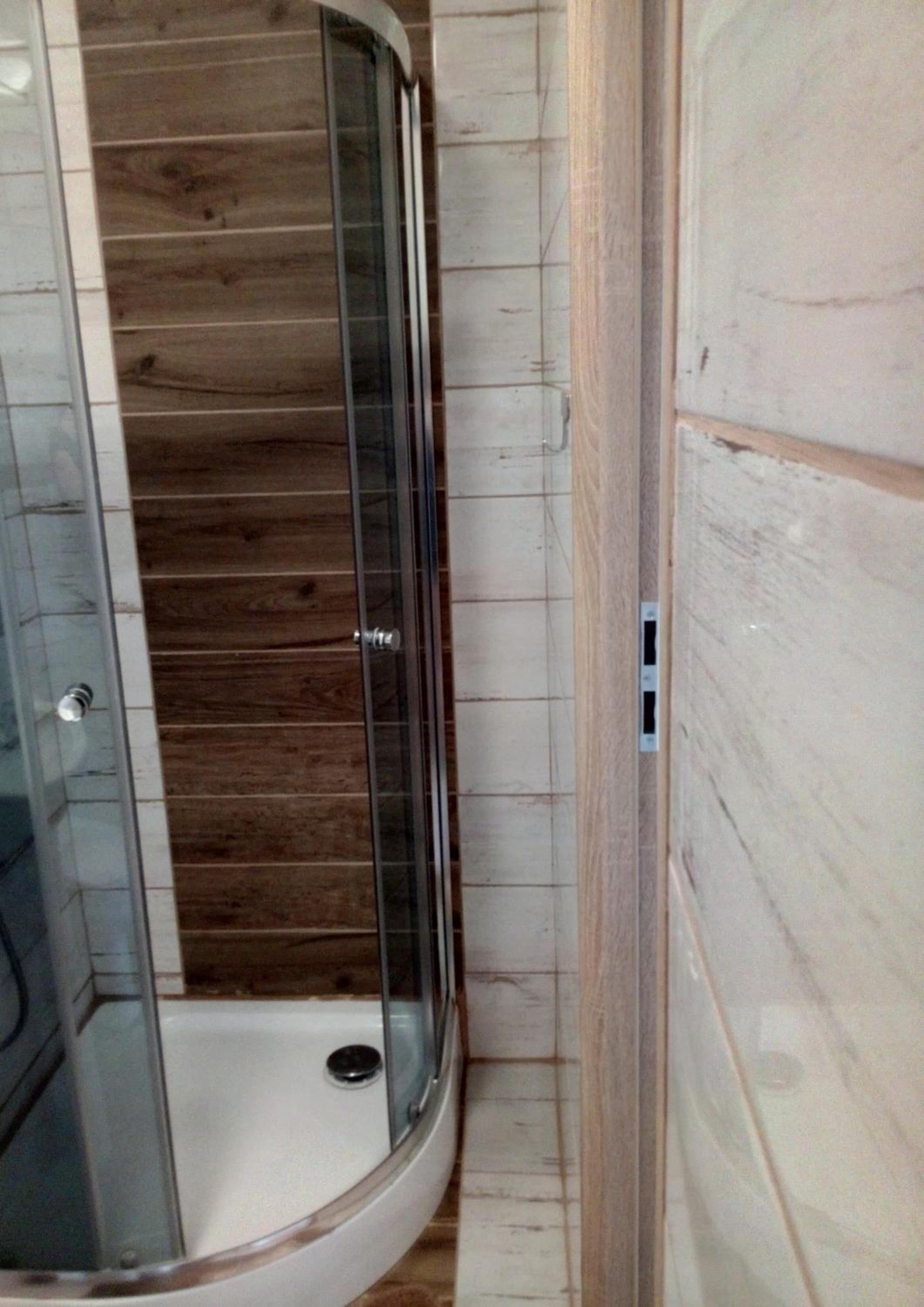 Quadruple Room with Balcony - Photo 2