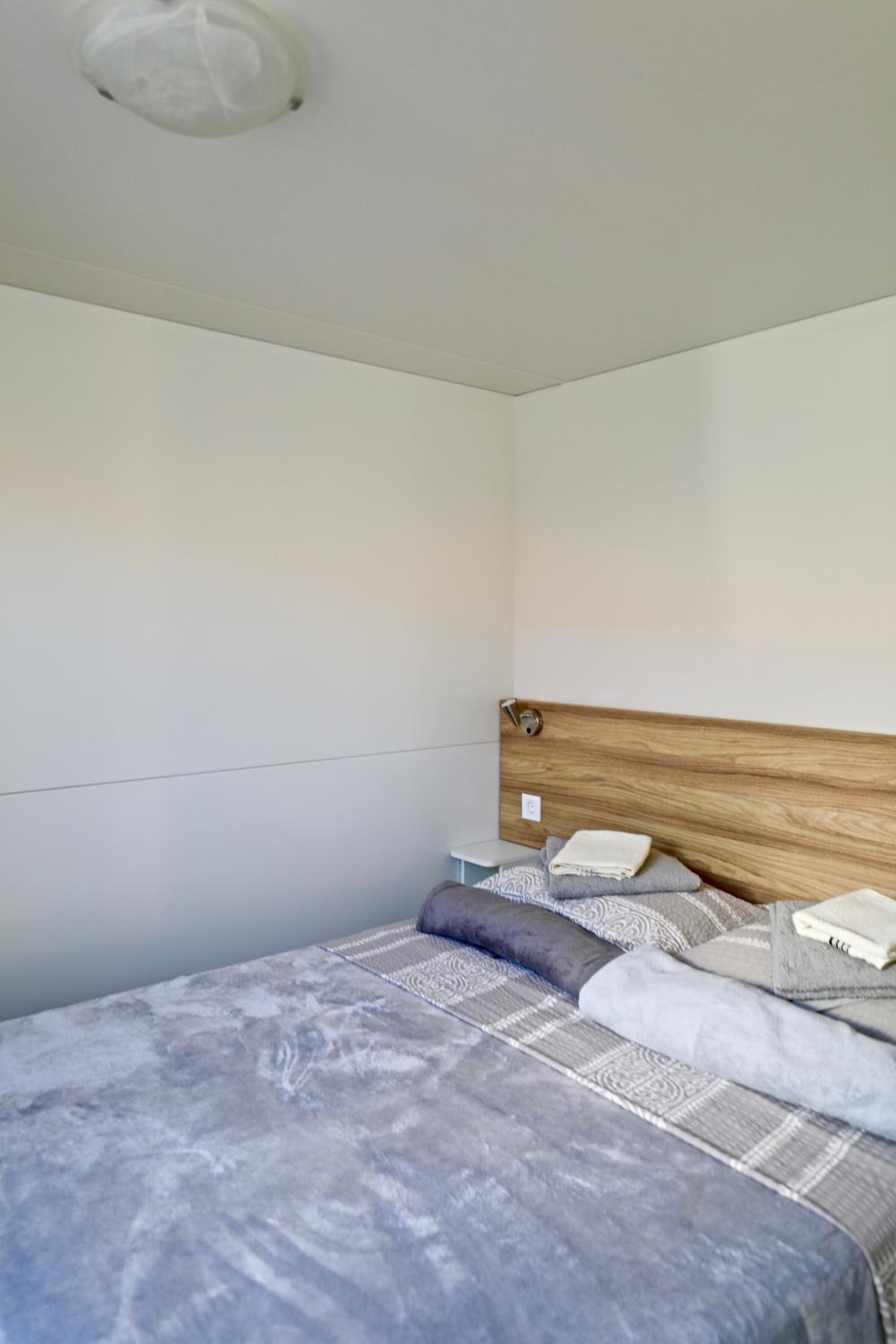 Two-Bedroom House - Photo 12