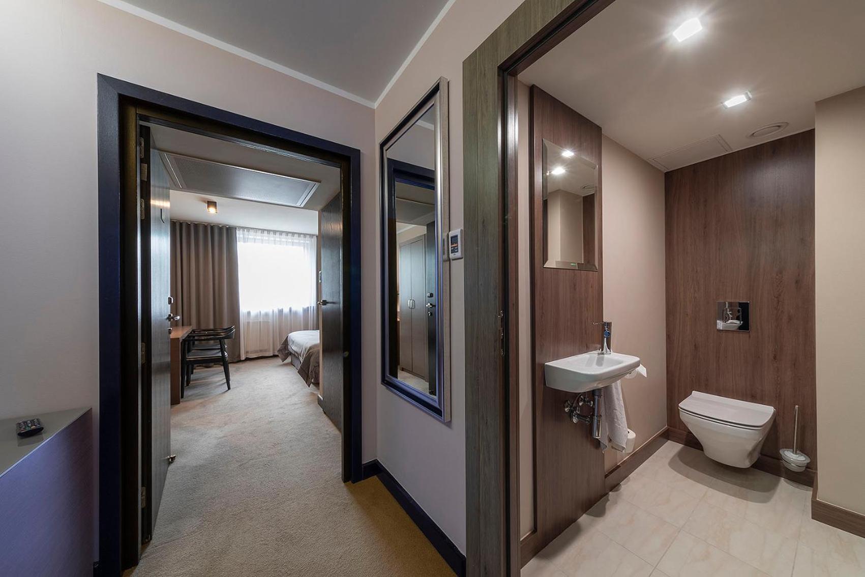 One-Bedroom Apartment (2 Adults) - Photo 6