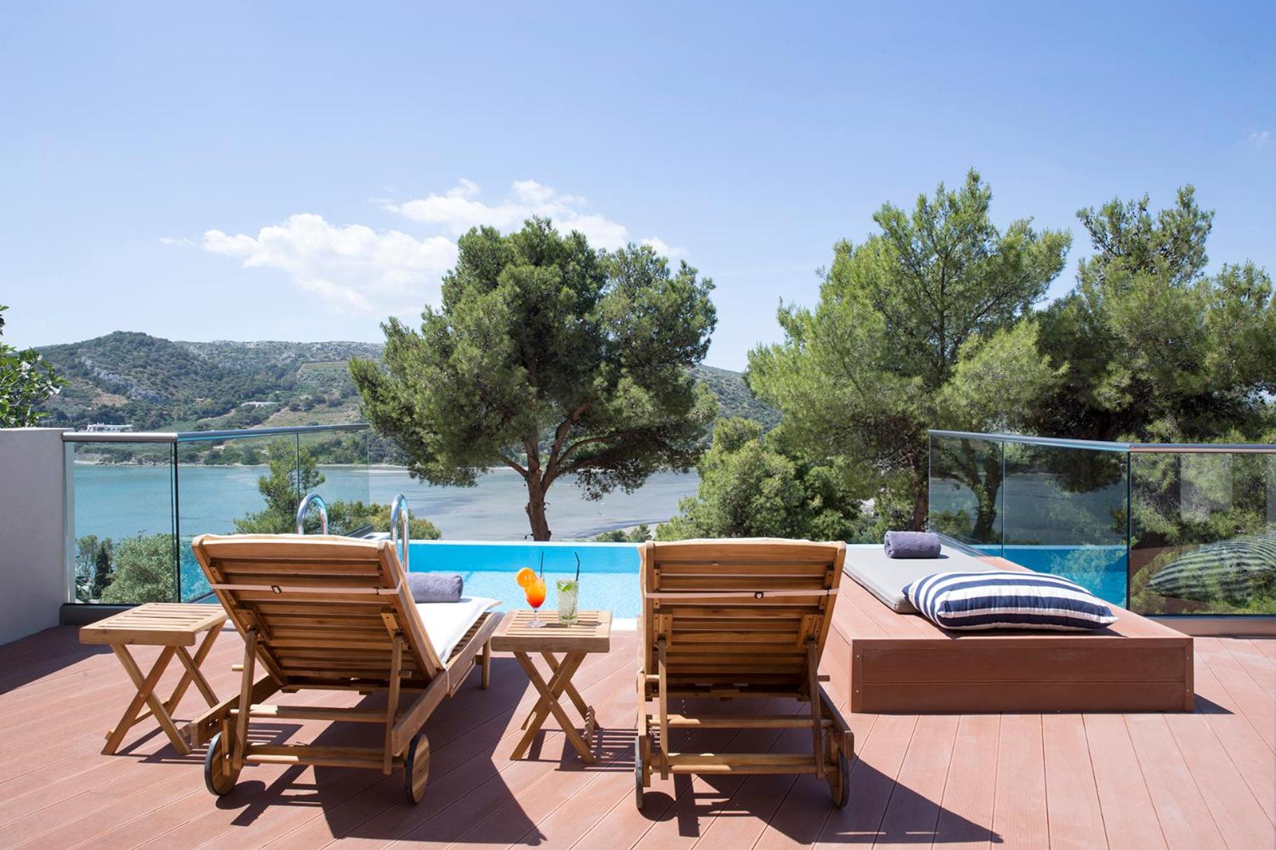 Villa Aphrodite thumbnail 5