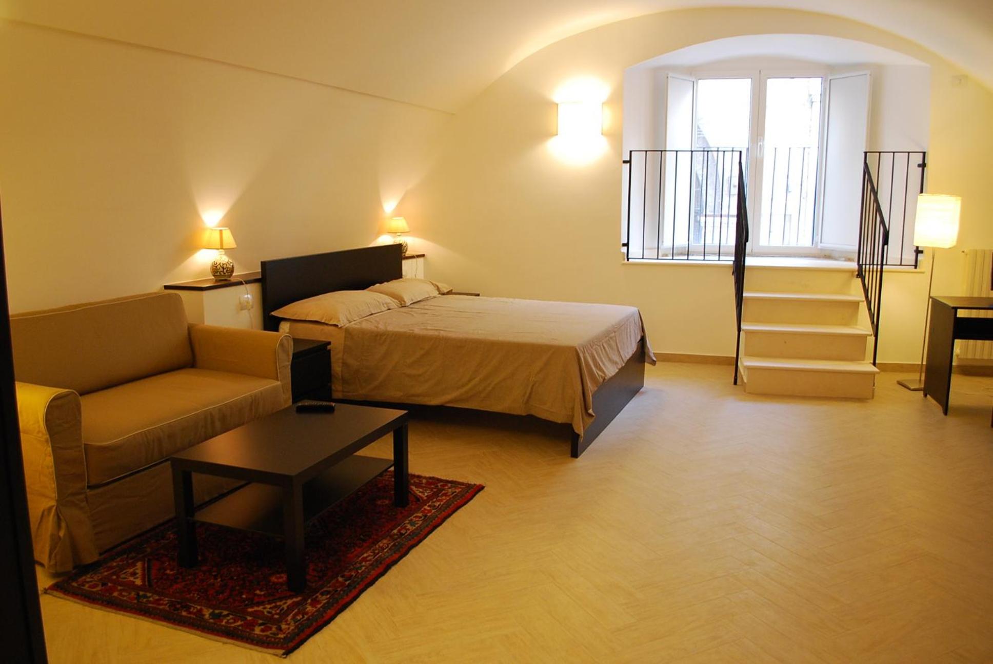 One-Bedroom Apartment (4-5 Adults) photo 1