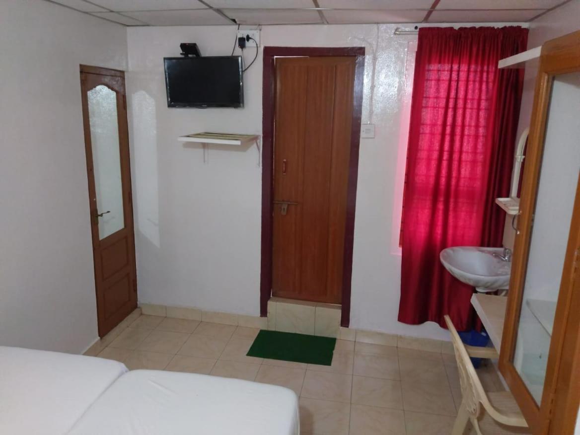 Standard Double Room photo 3