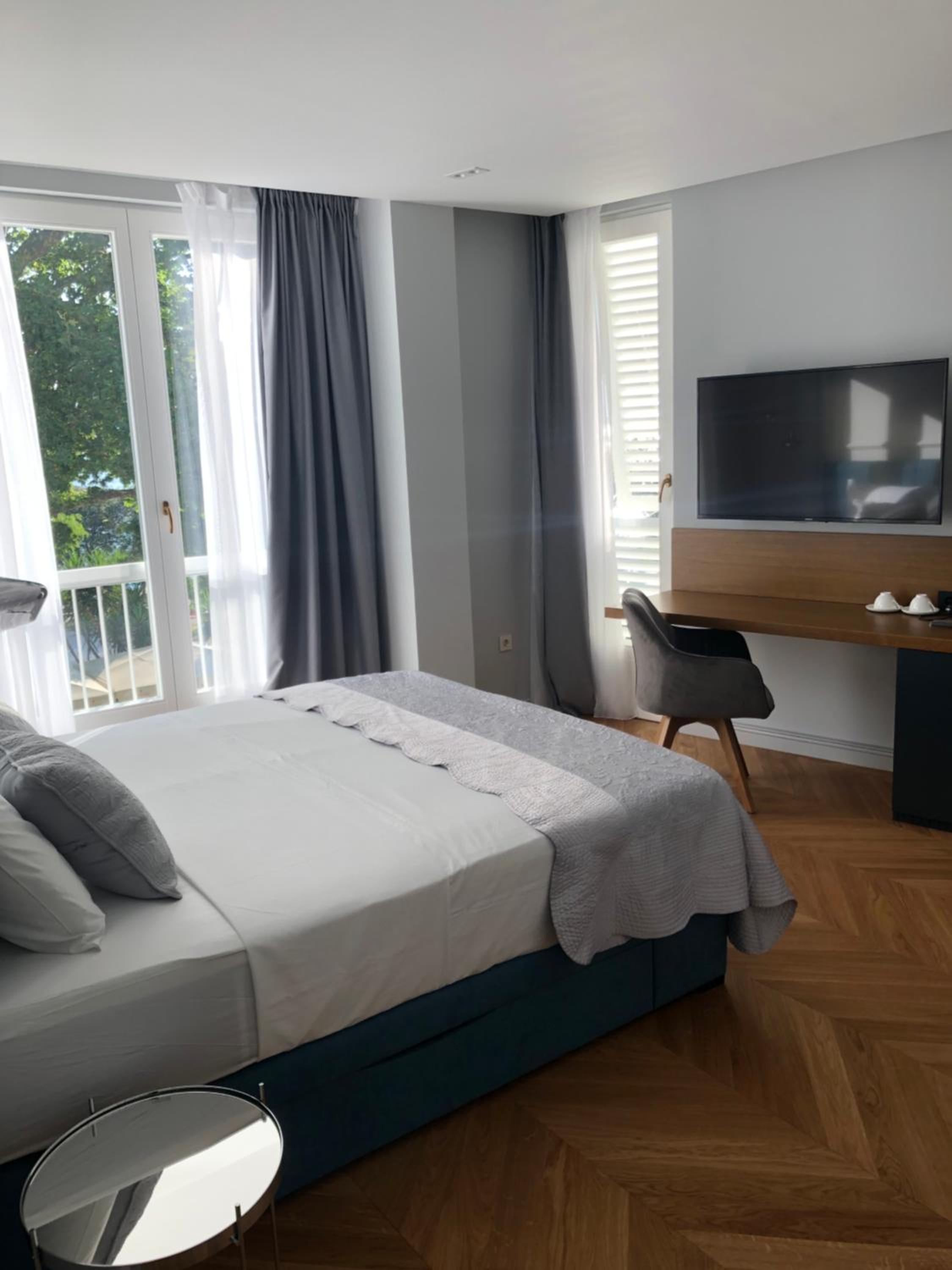 Double Room with Sea View - Photo 19