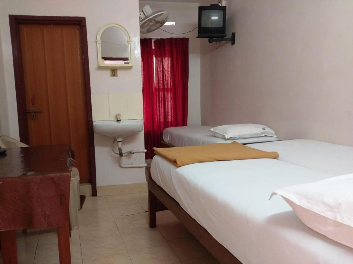 Deluxe Room (2 Adults + 1 Child) photo 2