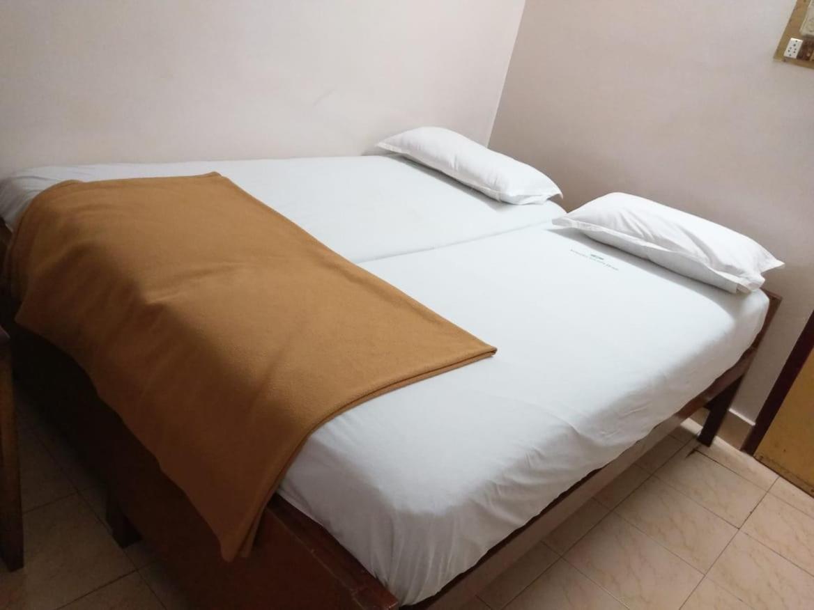Deluxe Room (2 Adults + 1 Child) photo 1