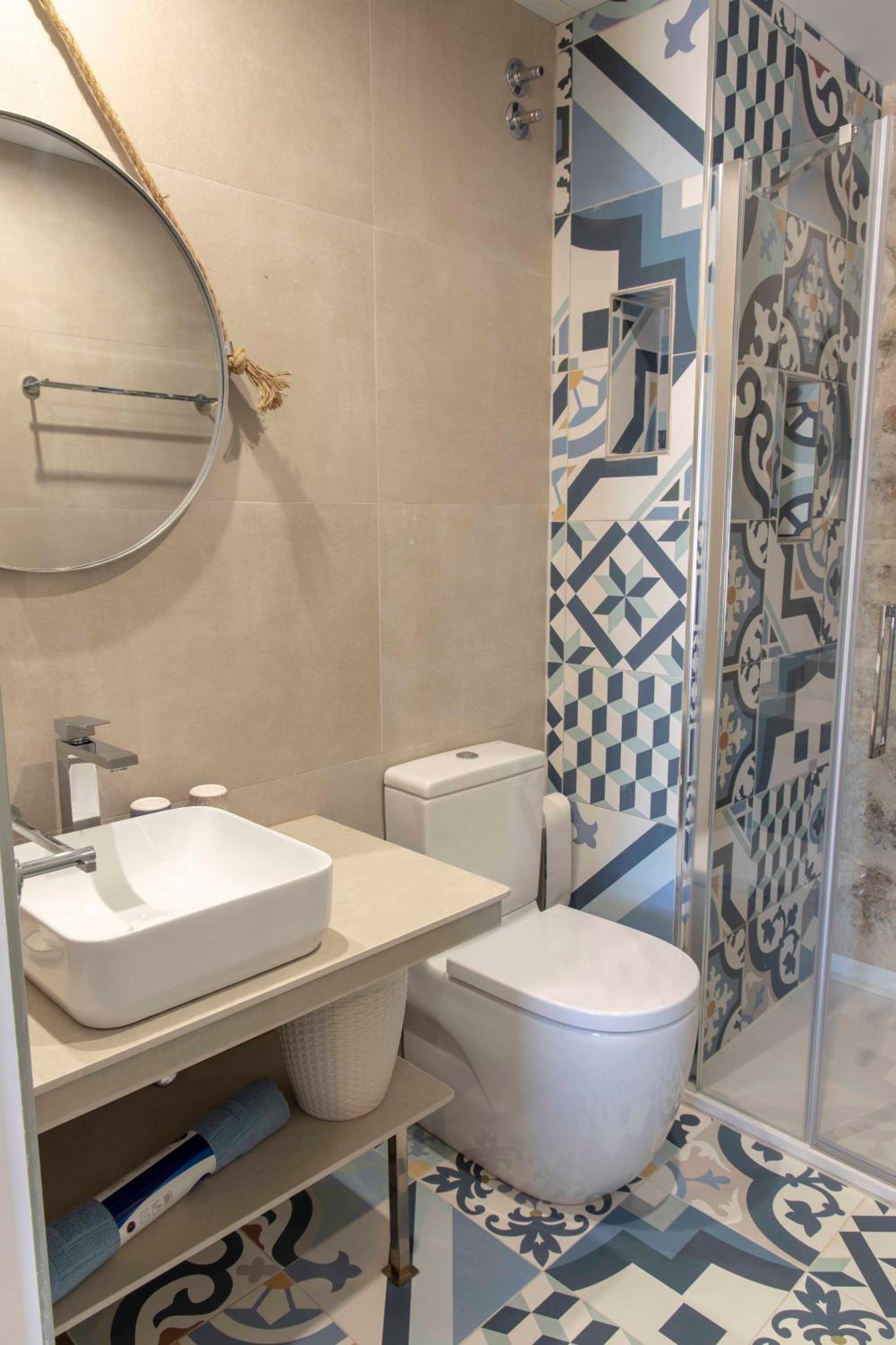 Deluxe Double Room with Balcony and Sea View photo 2