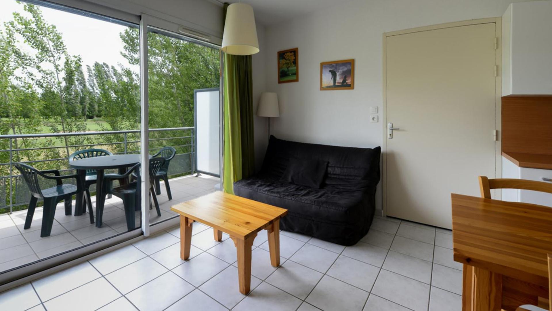 One-Bedroom Apartment (4 Adults) - Photo 1