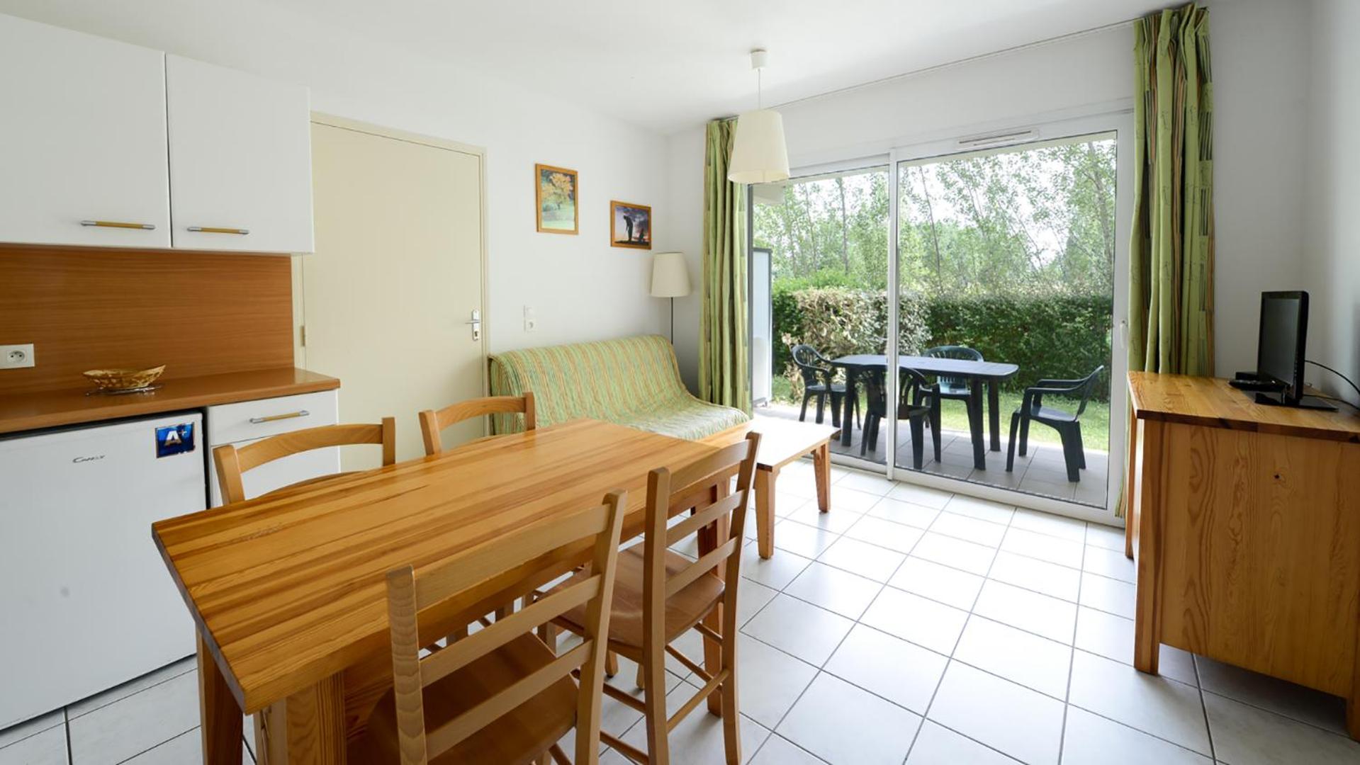 One-Bedroom Apartment (4 Adults) - Photo 11