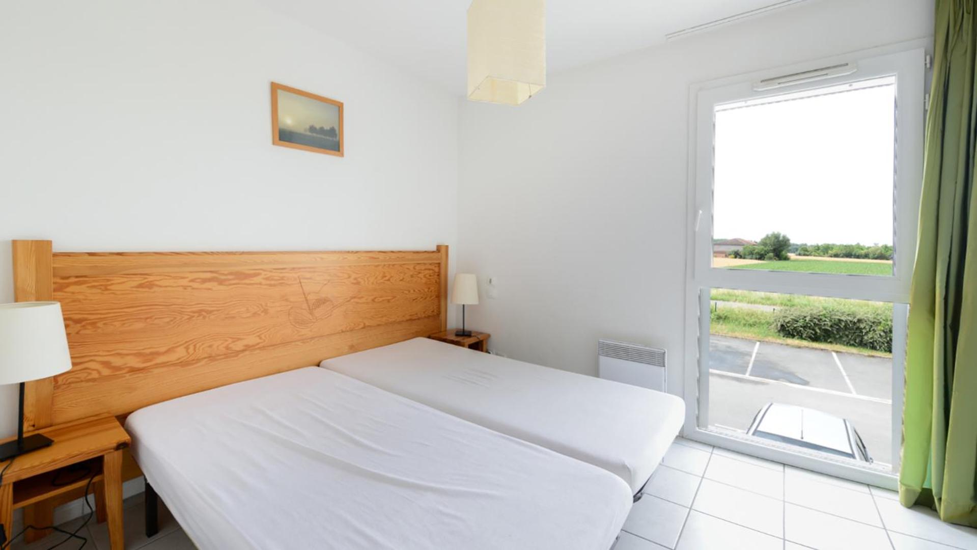 One-Bedroom Apartment (4 Adults) - Photo 13