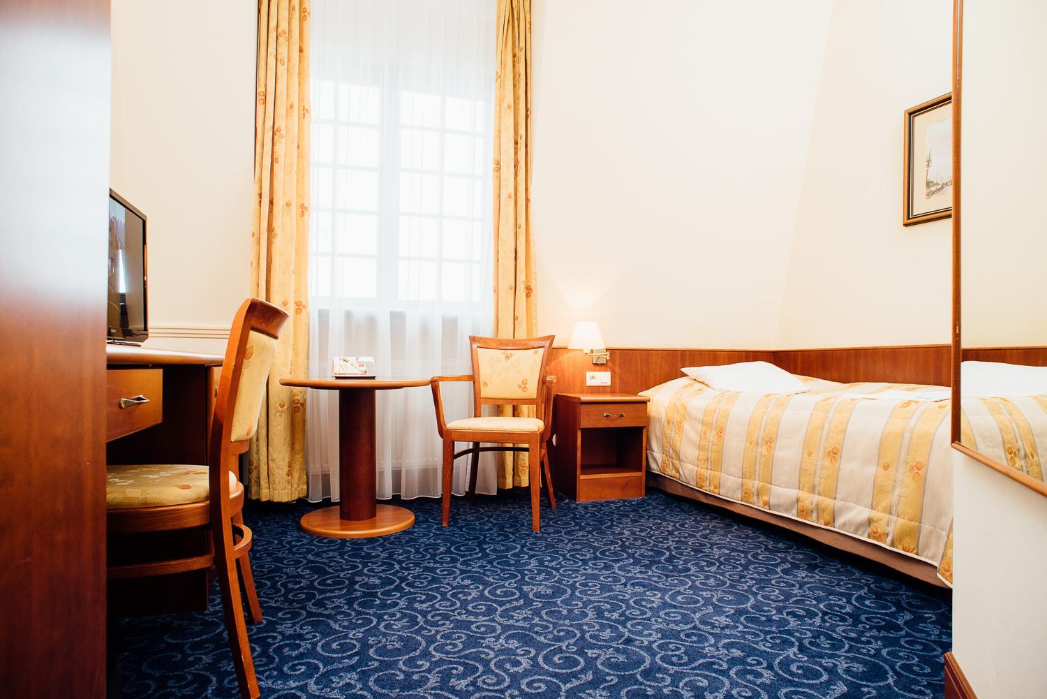 Single Room photo 2