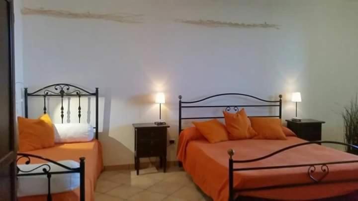 Double or Twin Room with Private Bathroom - Photo 1