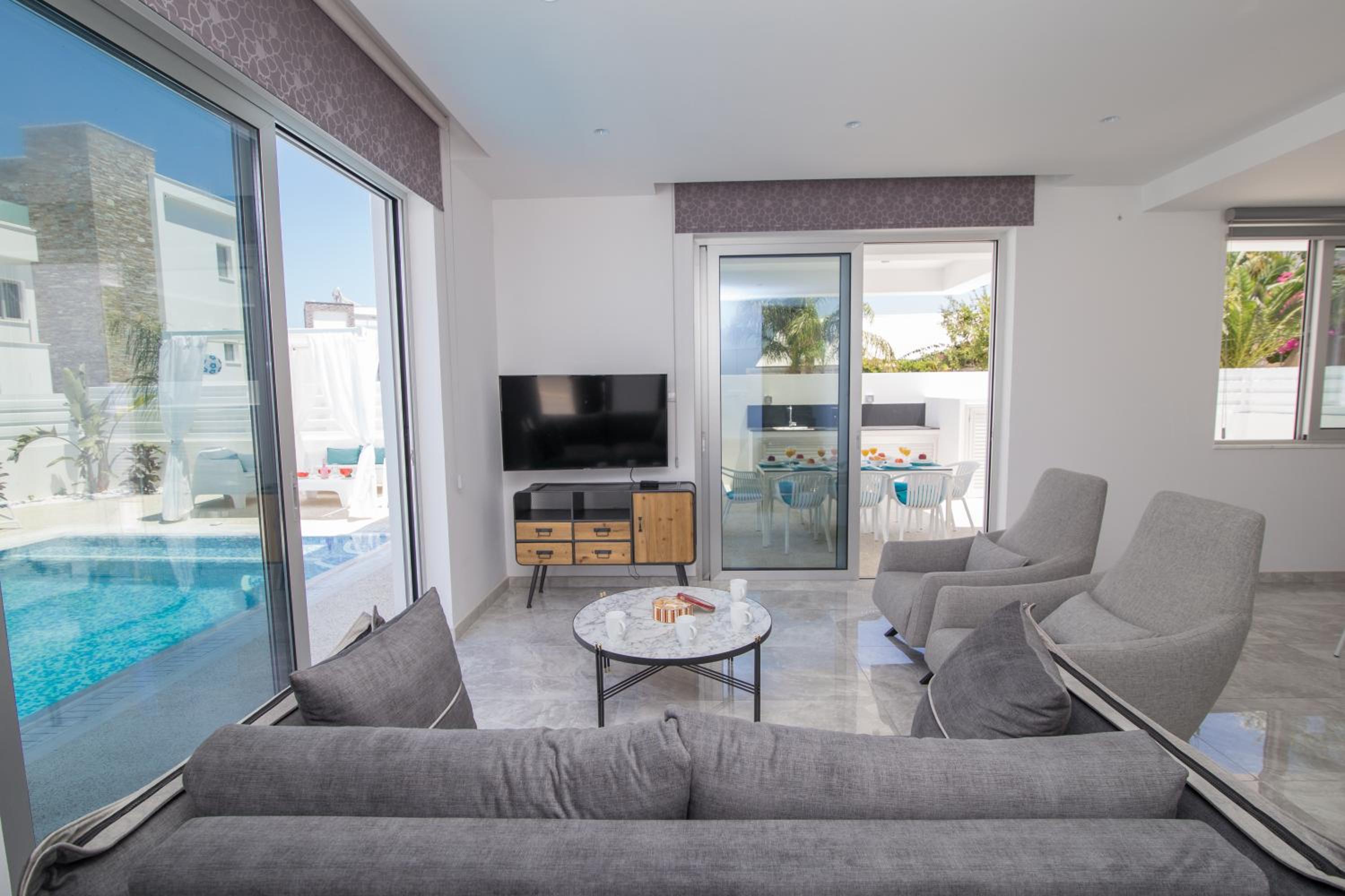 Maisonette photo 1