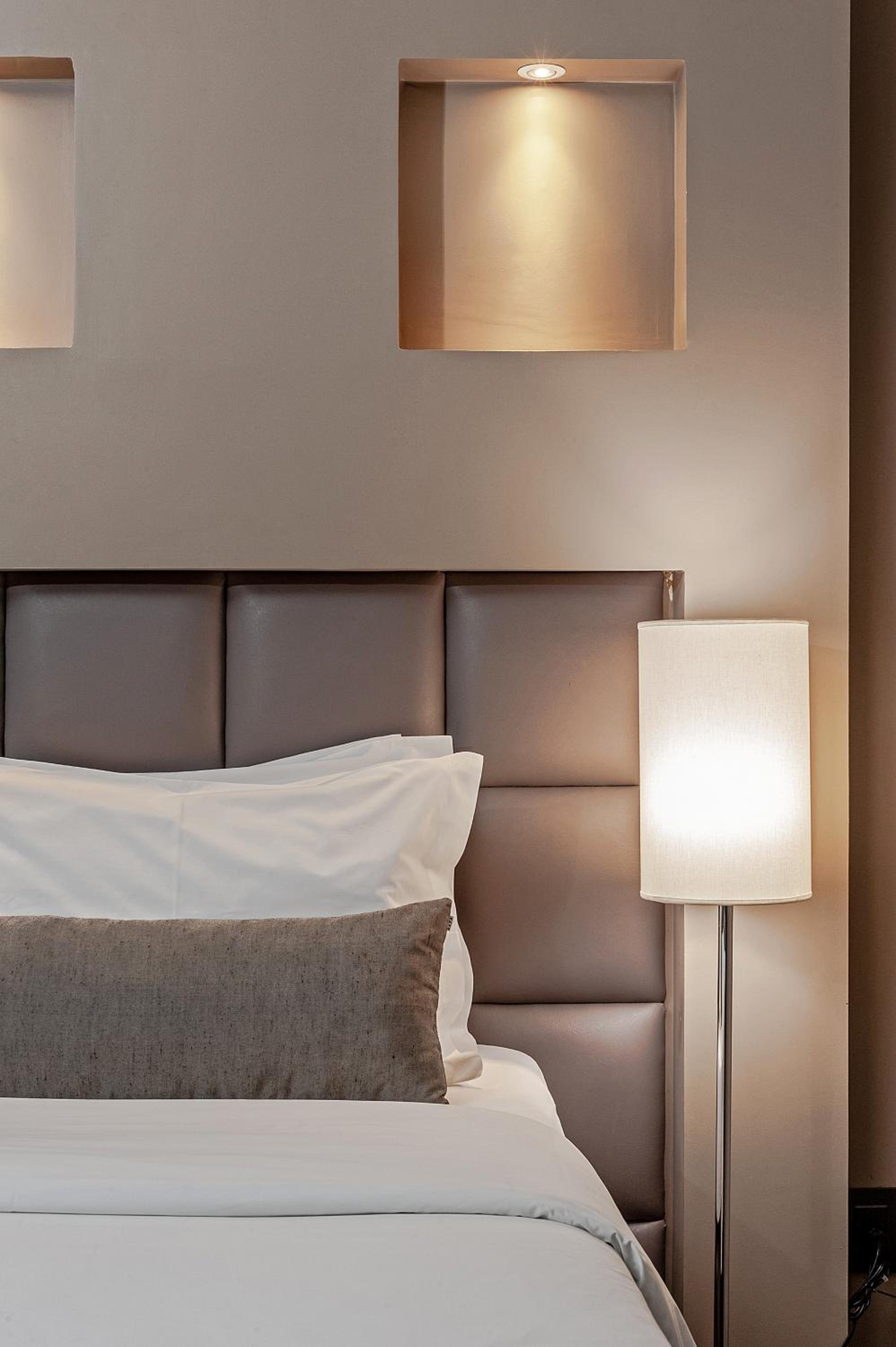 Luxury Twin Room - Photo 8