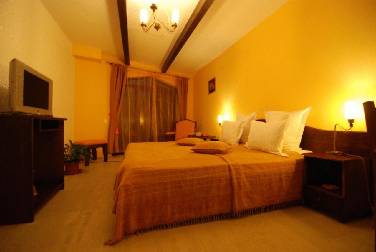 Double Room with Mountain View photo 1