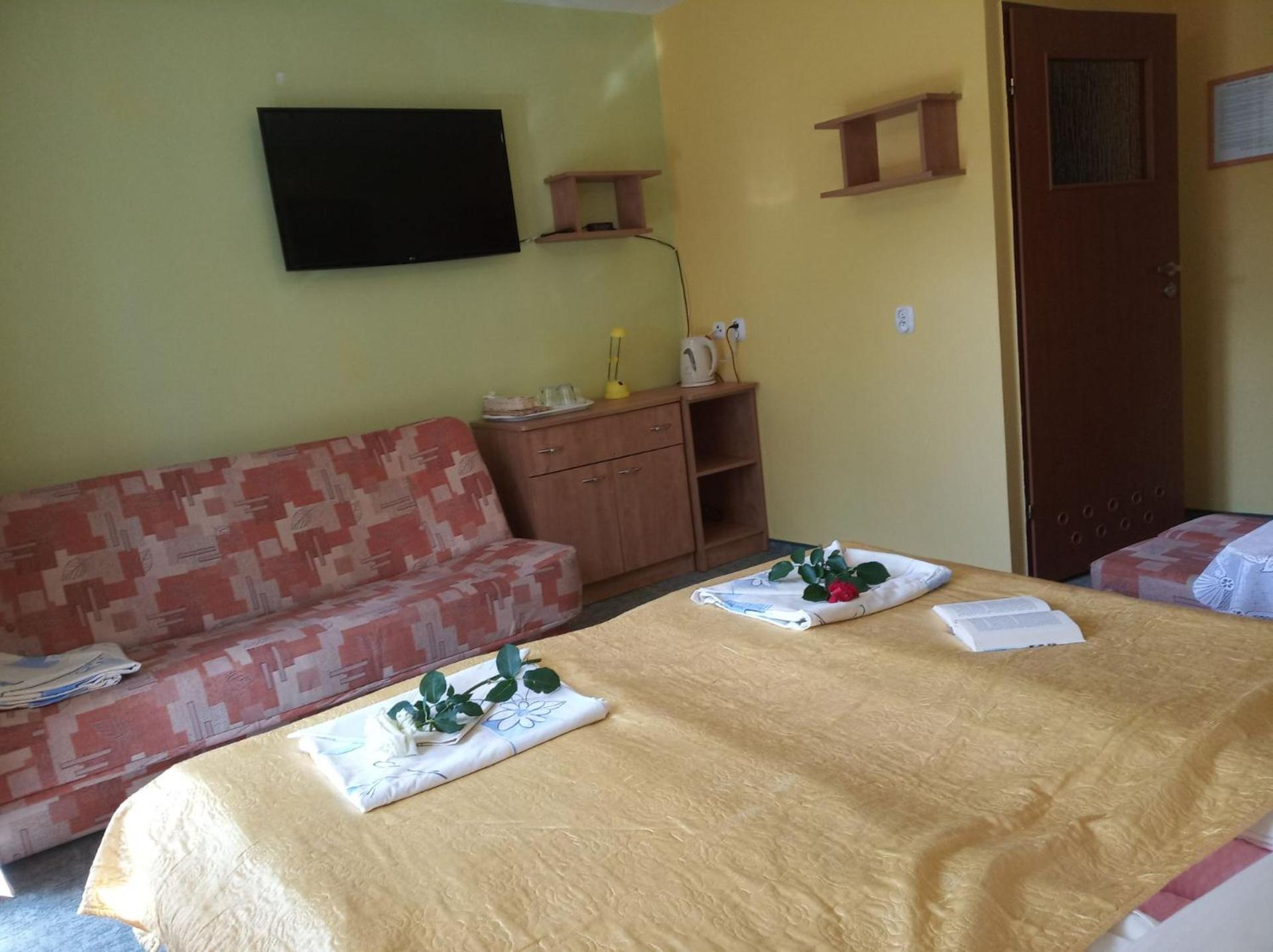 Triple Room with Balcony photo 3