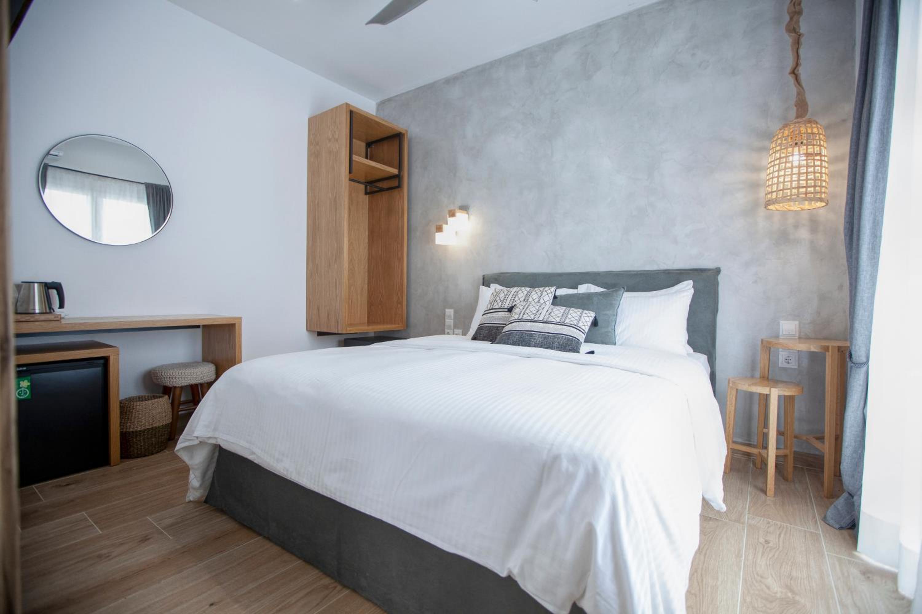 Comfort Triple Room with Shower - Photo 4