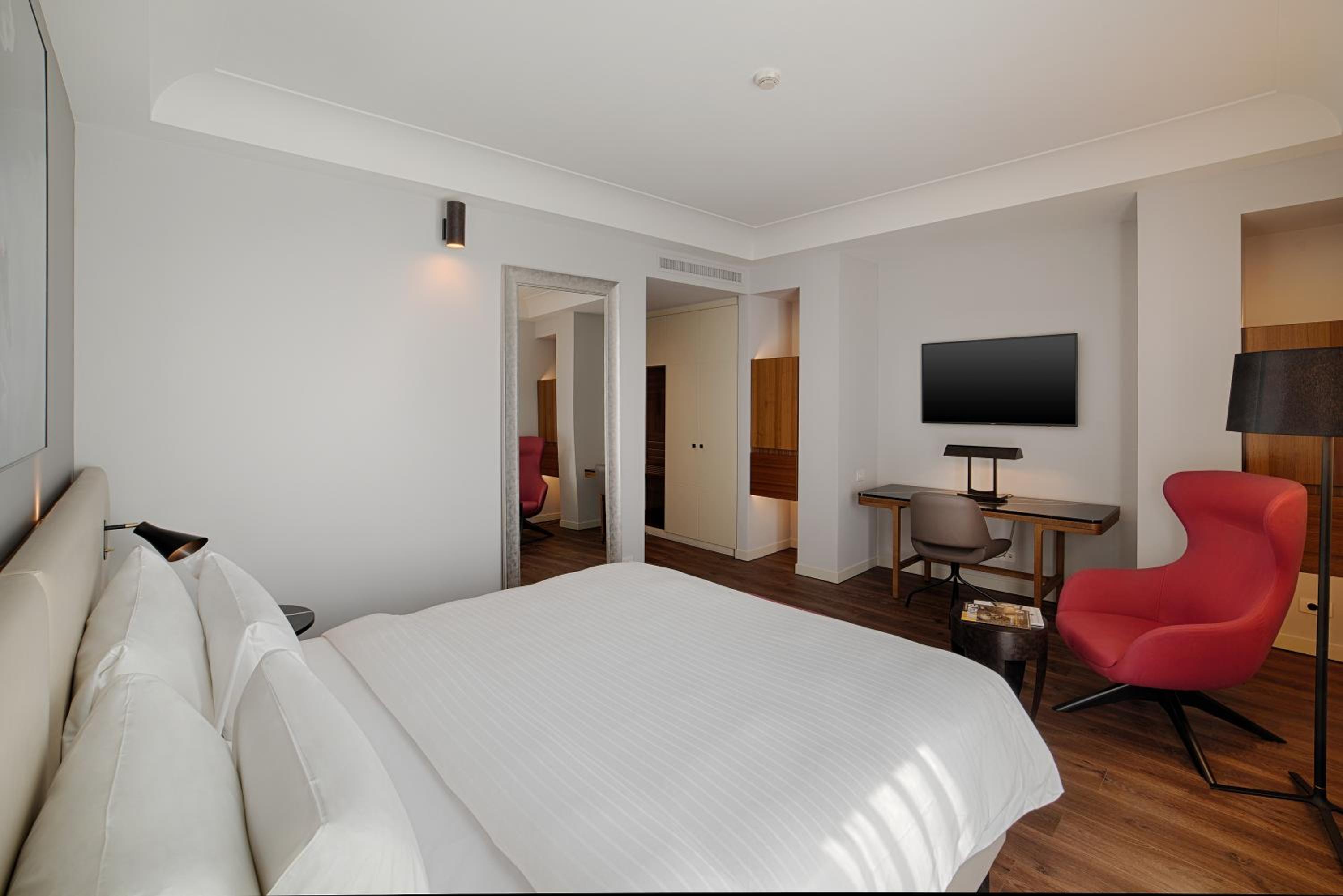 Standard Room - Photo 8