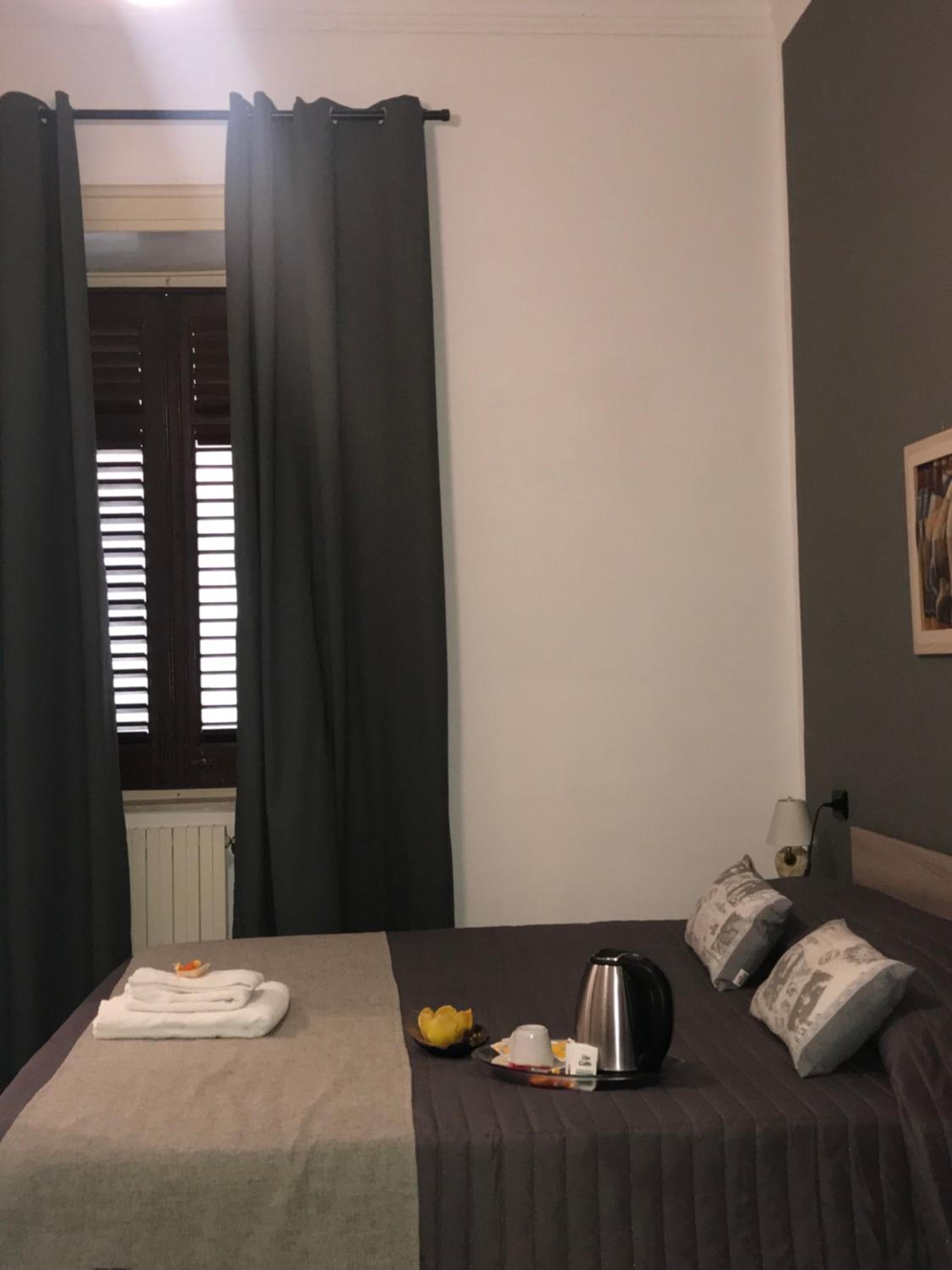 Deluxe Room - Photo 2