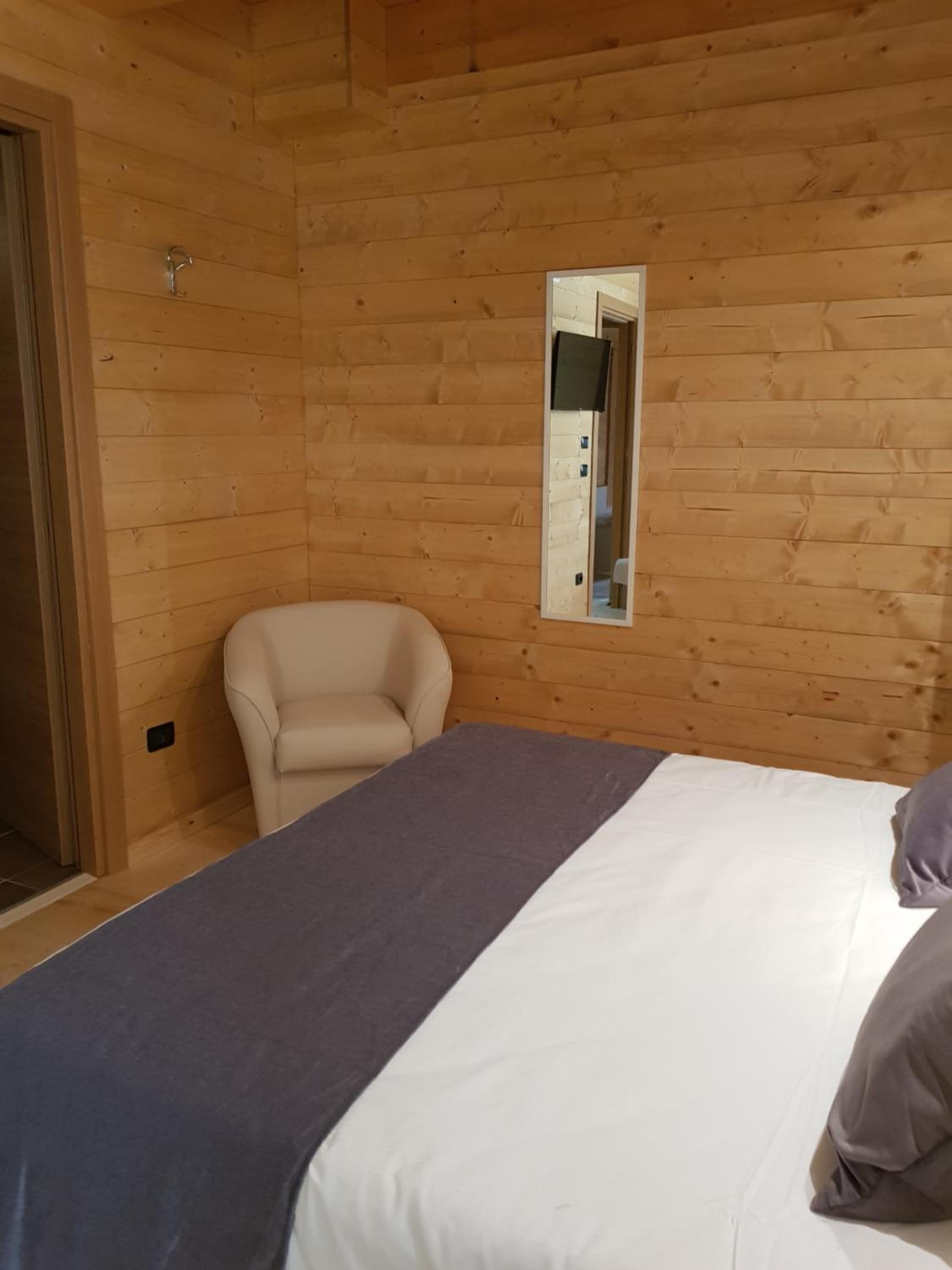 Double Room - Photo 3