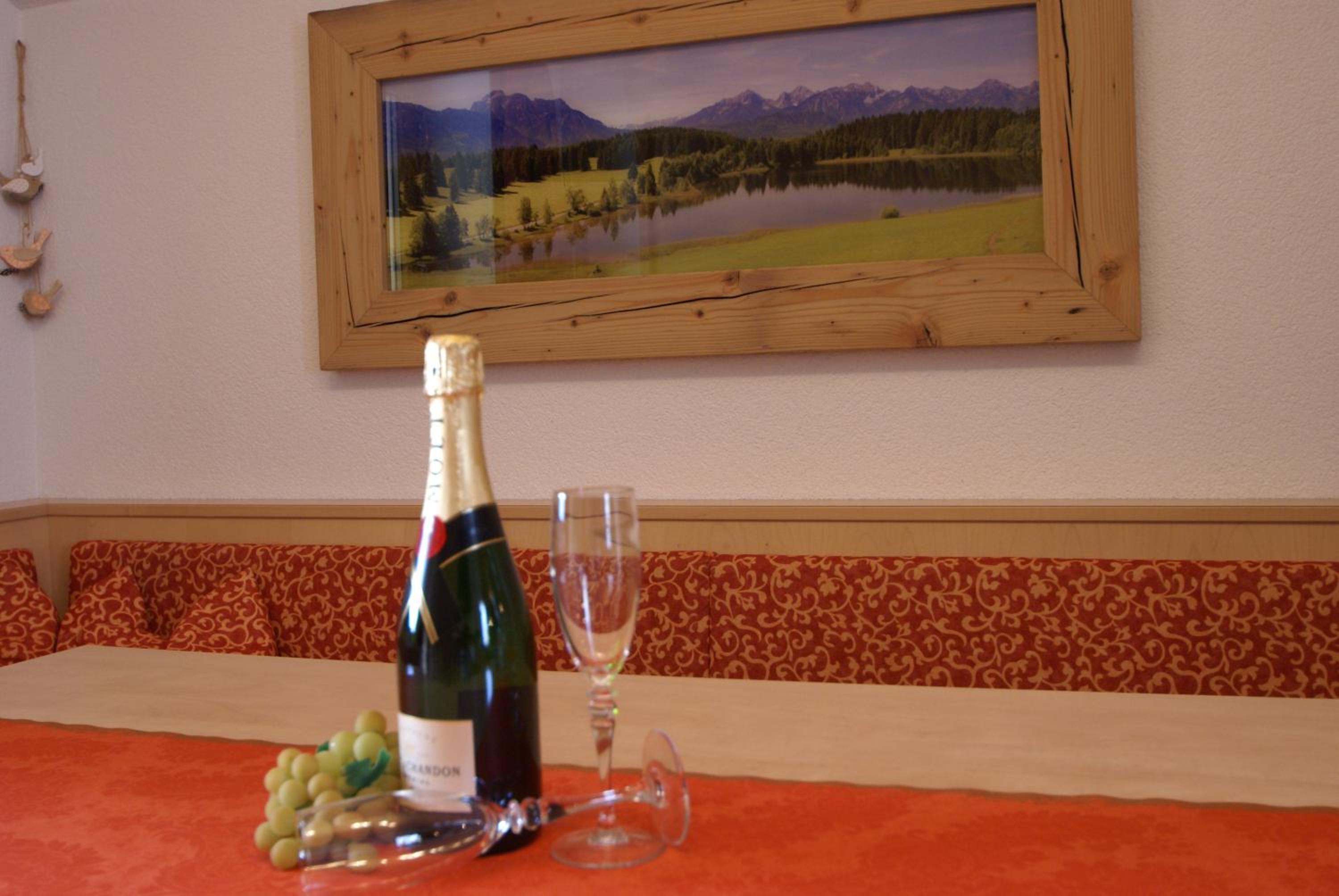 Apartment with Mountain View photo 1
