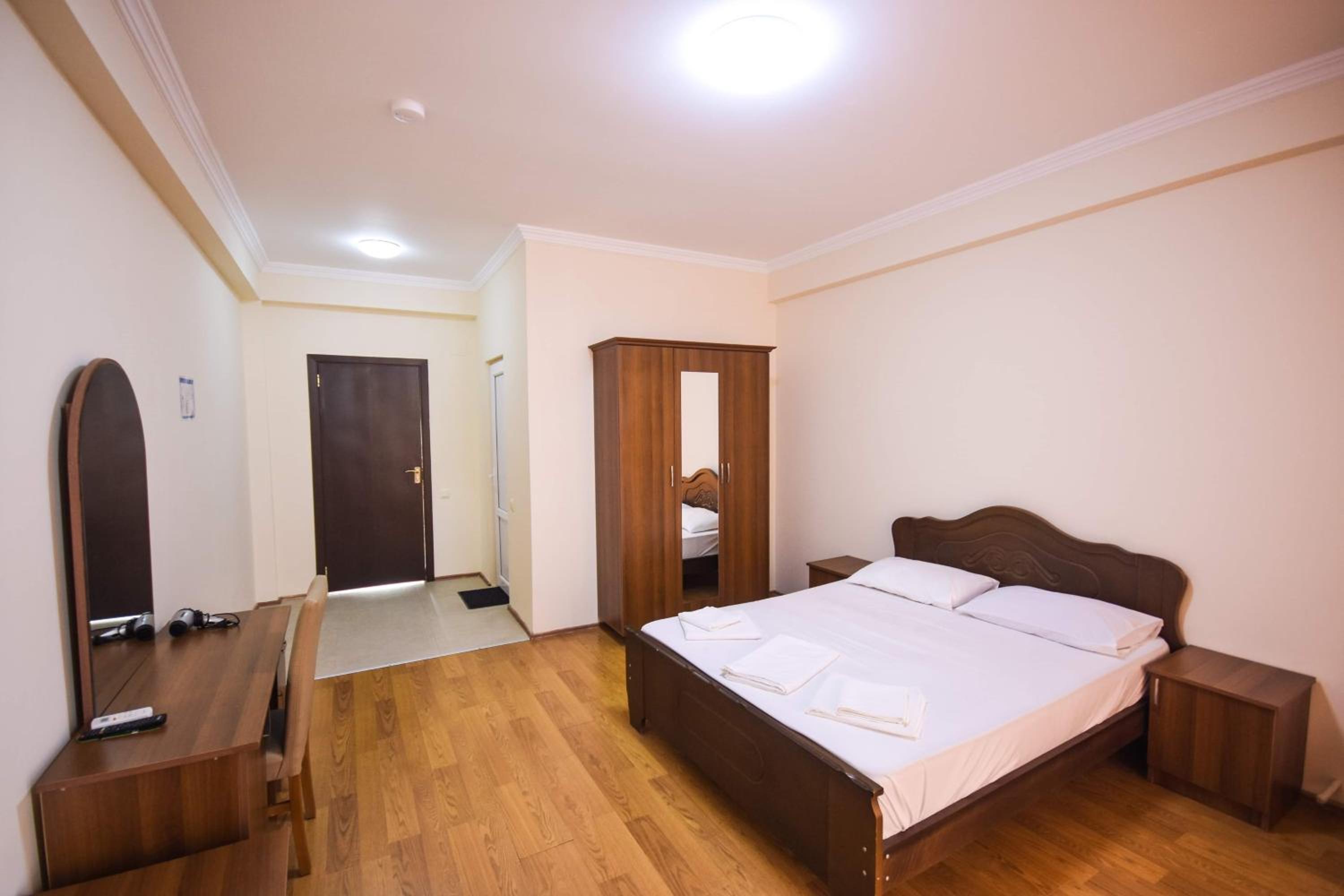 Double Room with Balcony photo 2