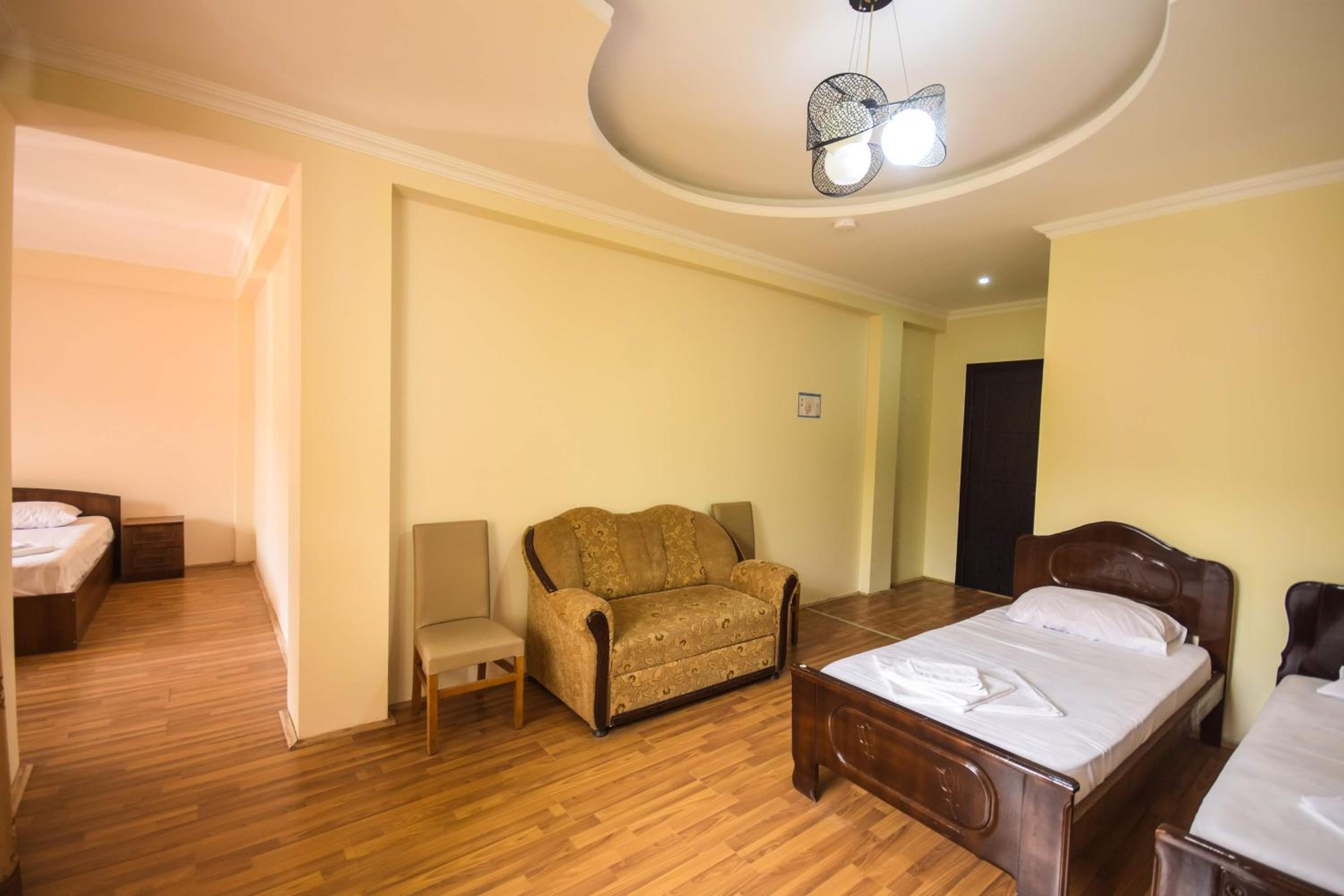 Family Suite photo 2