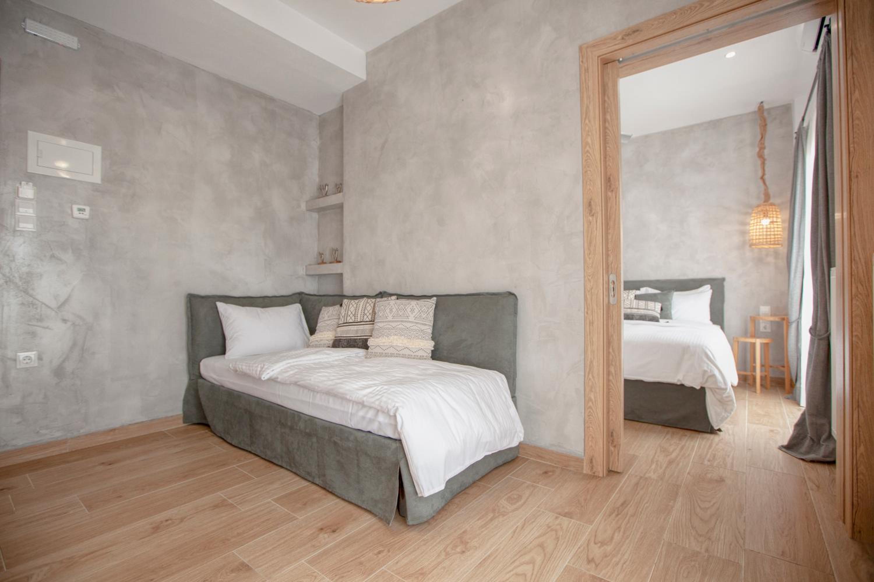 Comfort Triple Room with Shower - Photo 6