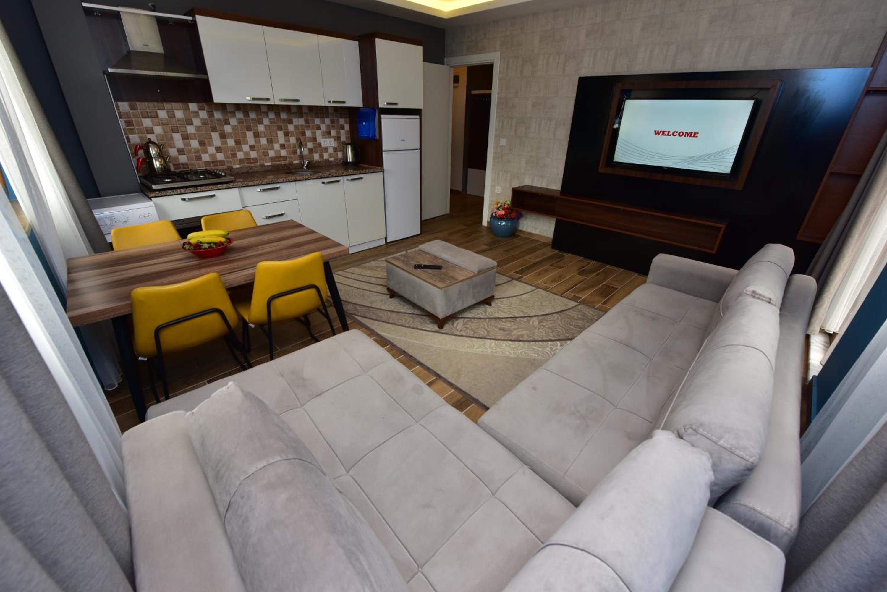 Two-Bedroom Suite with Balcony (Ground Floor) - Photo 4