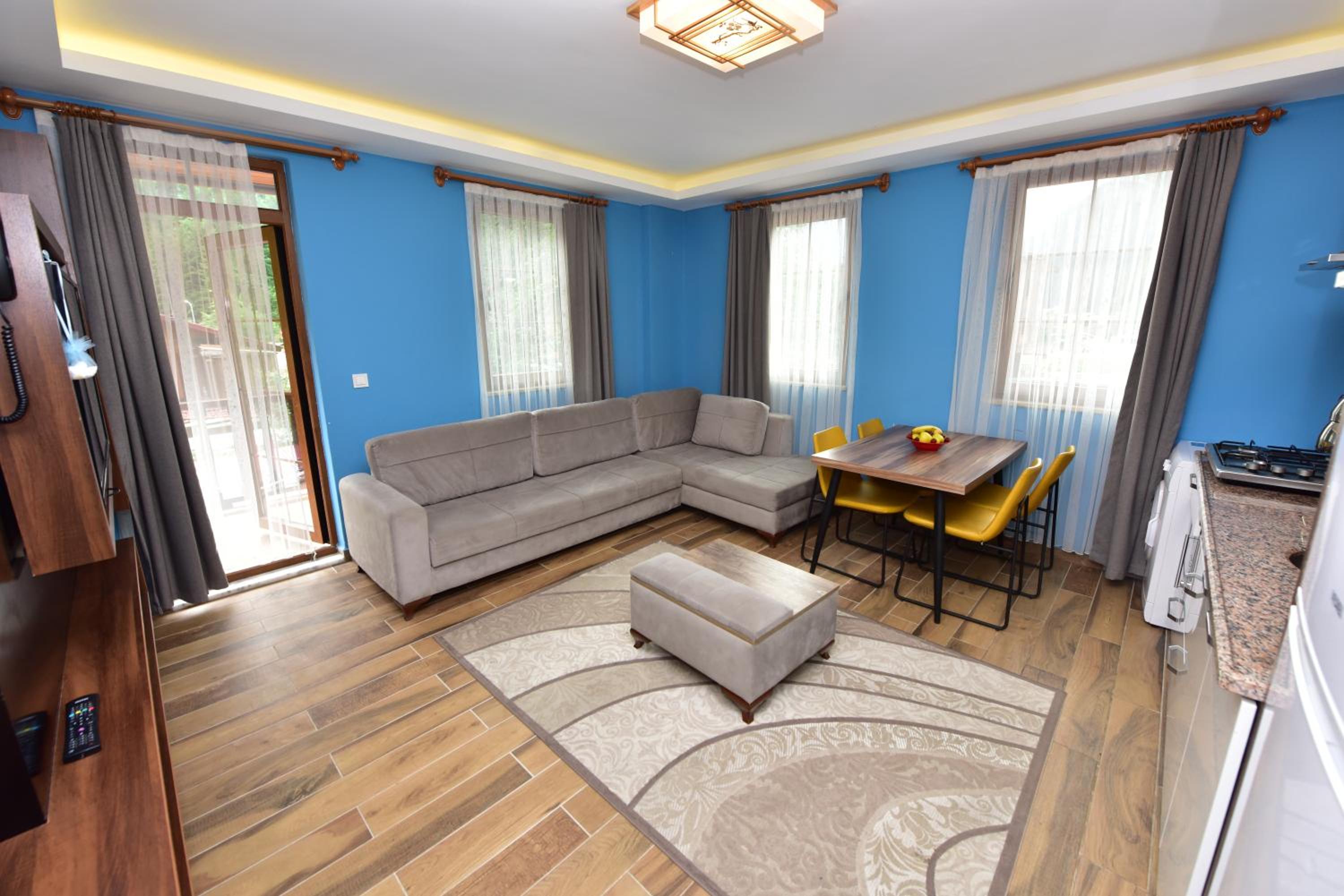 Two-Bedroom Suite with Balcony - Photo 16