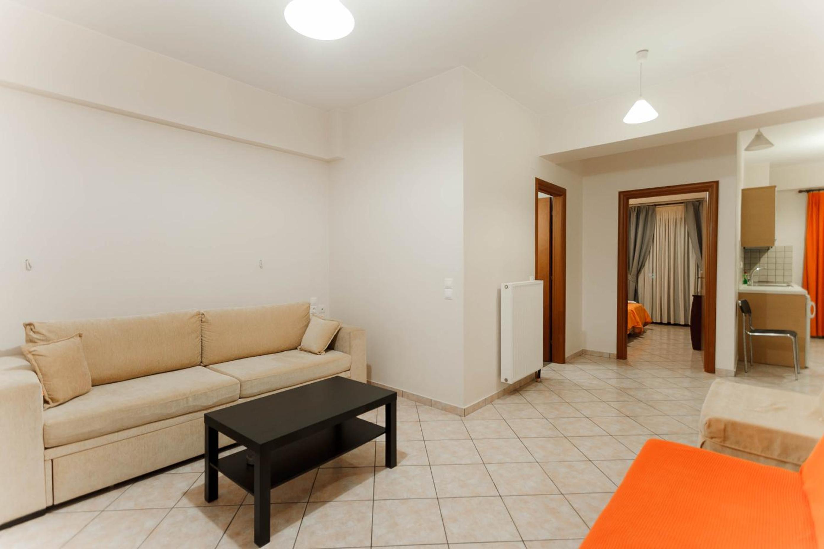 One-Bedroom Apartment photo 2