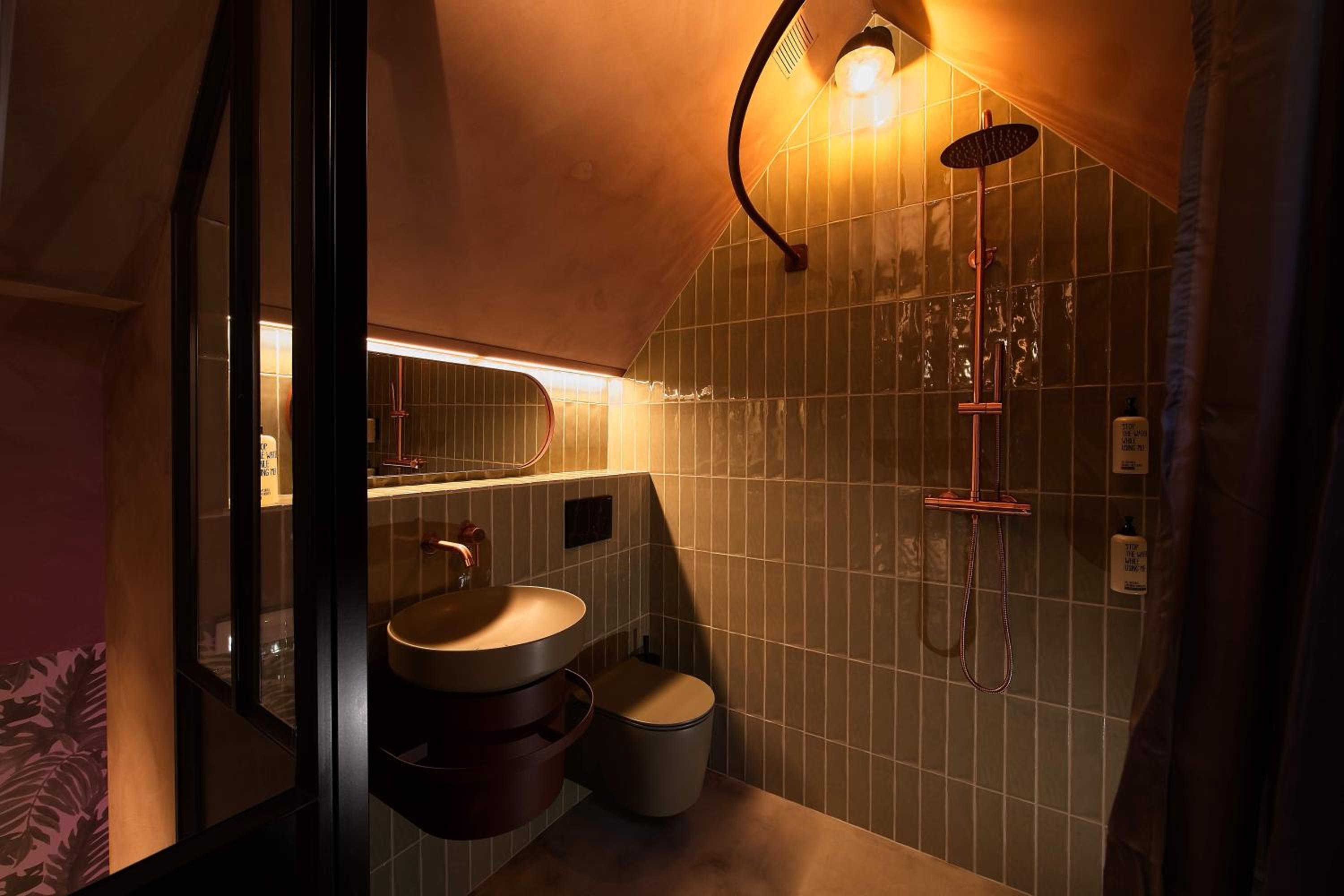 Double Room with Private Bathroom photo 3