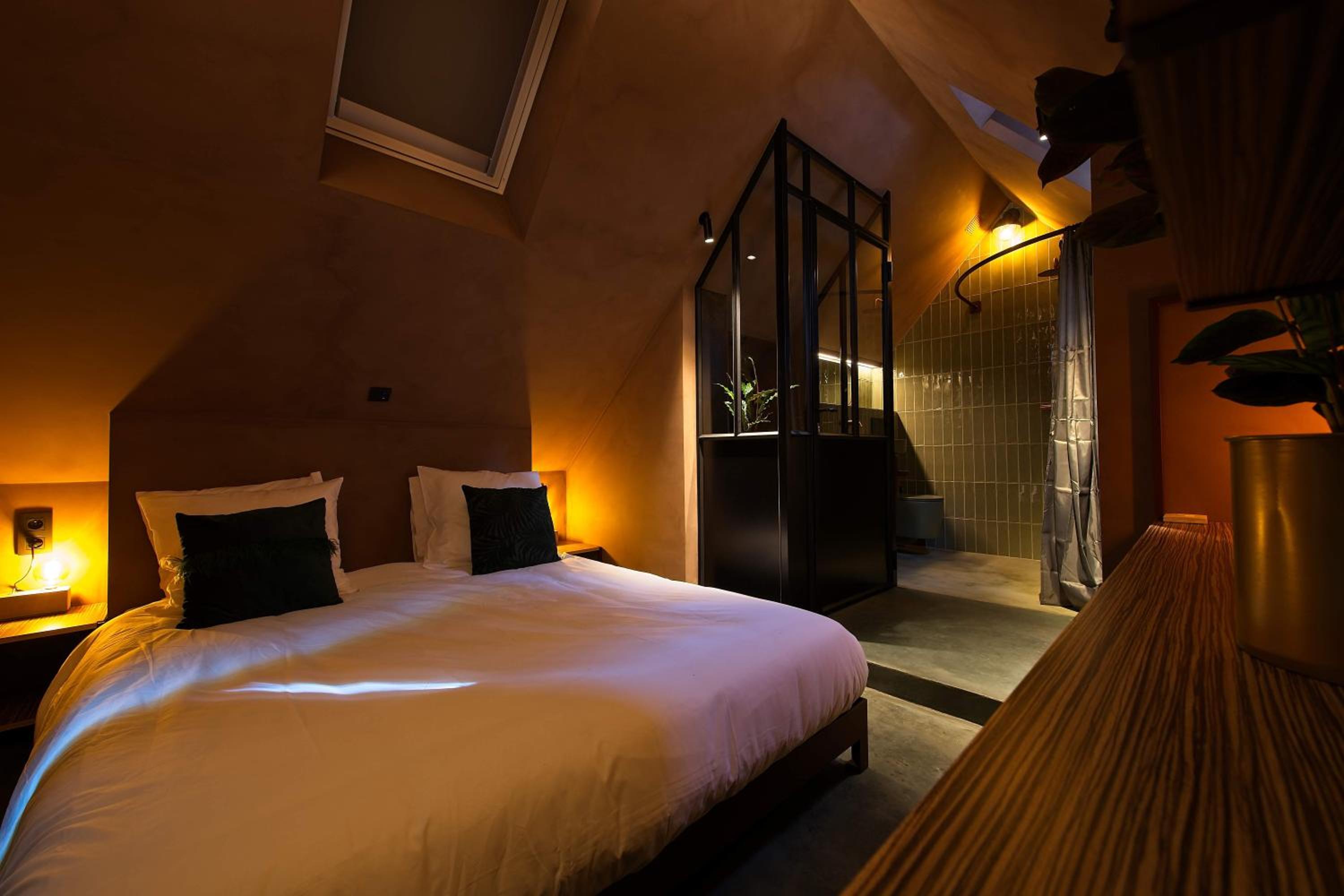 Double Room with Private Bathroom photo 2