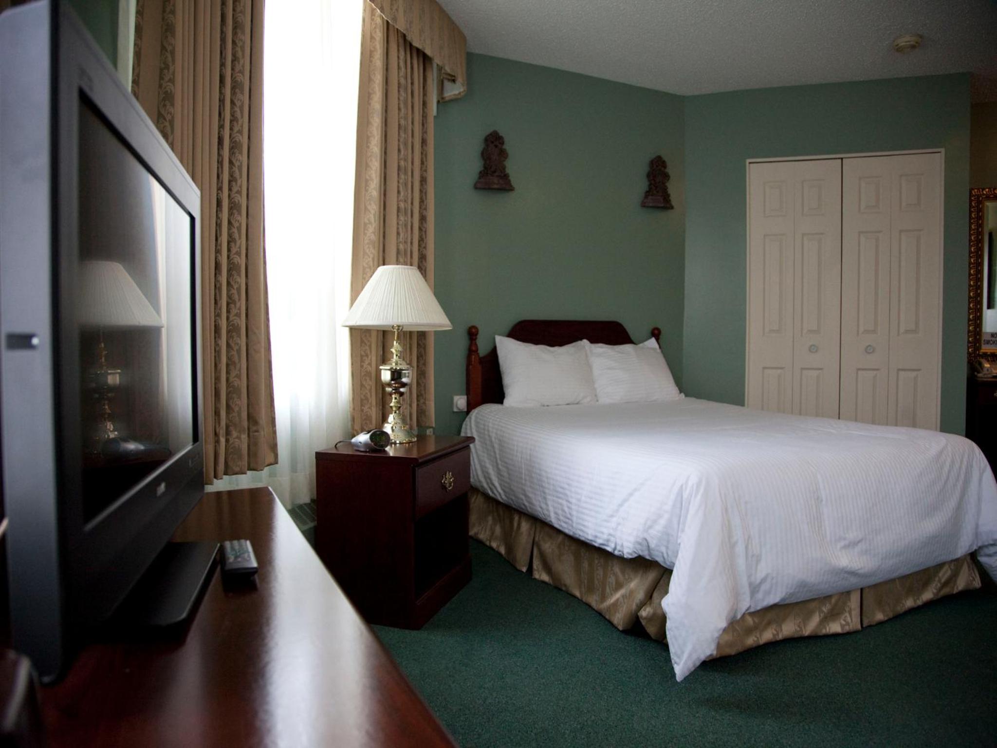 Queen Room - Photo 4