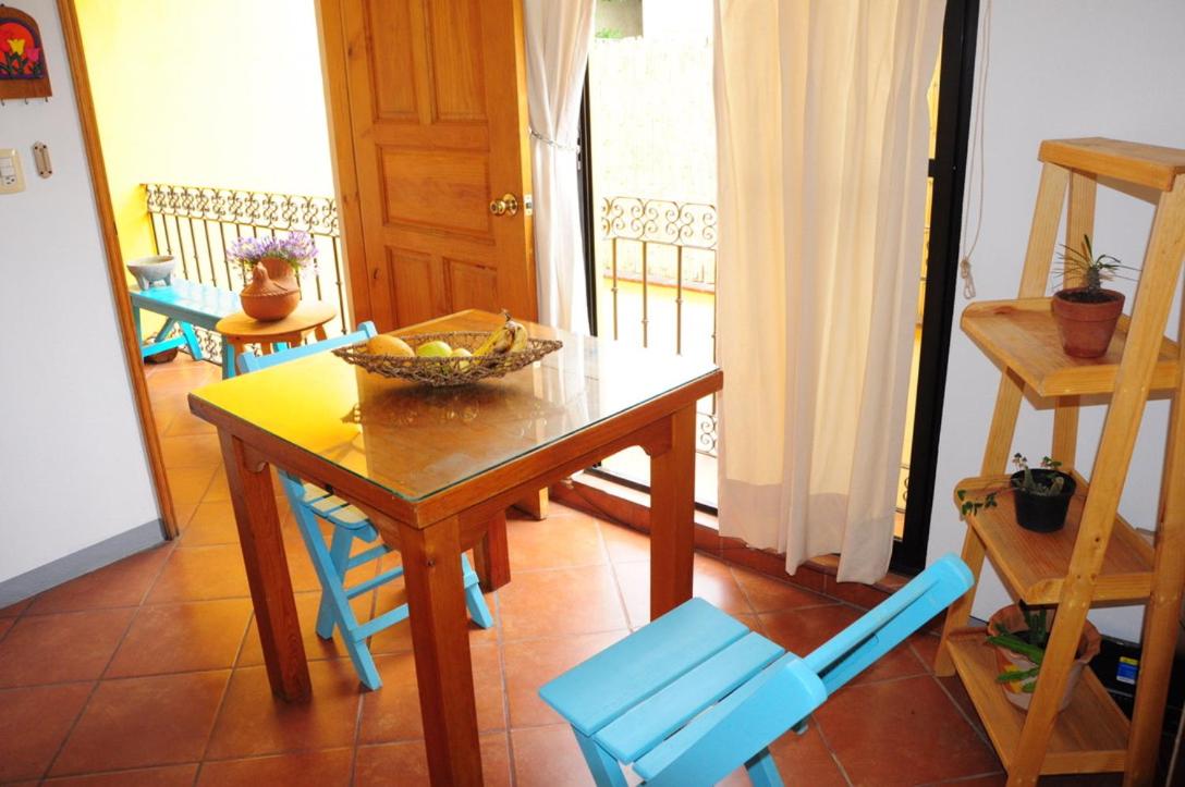 Double Room with Private Bathroom - Photo 12