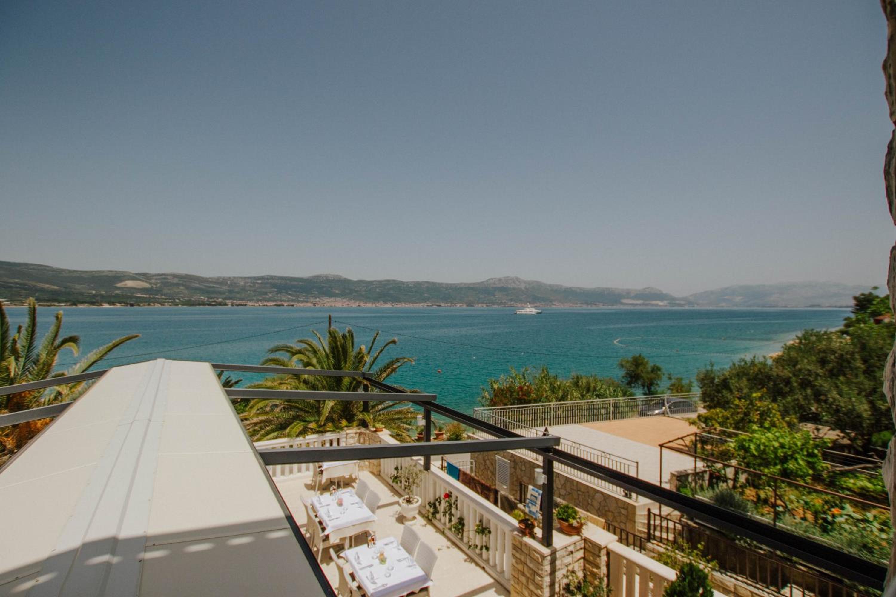 Superior Double Room with Terrace and Sea view  - Photo 10
